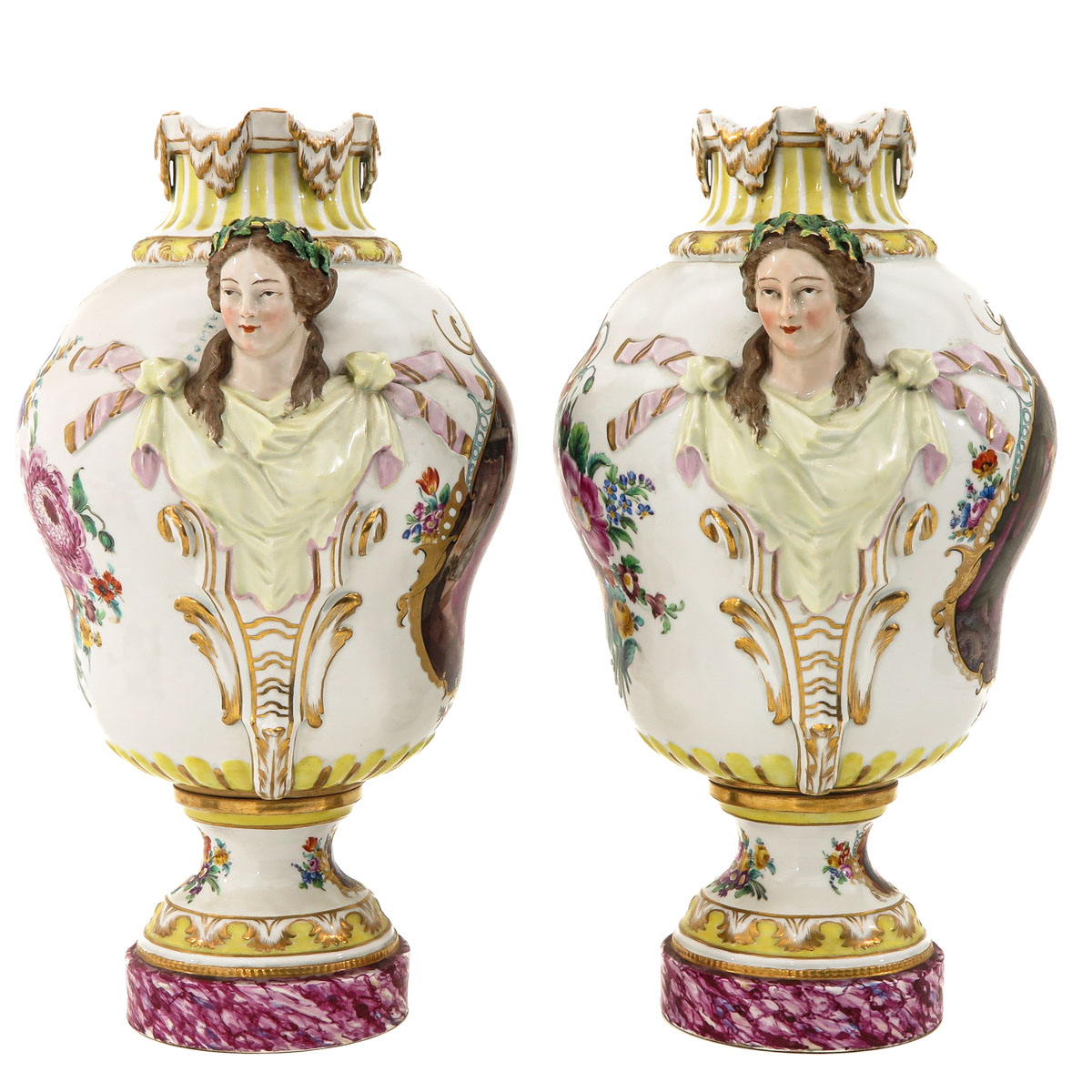 A Pair of Meissen Vases - Image 4 of 10