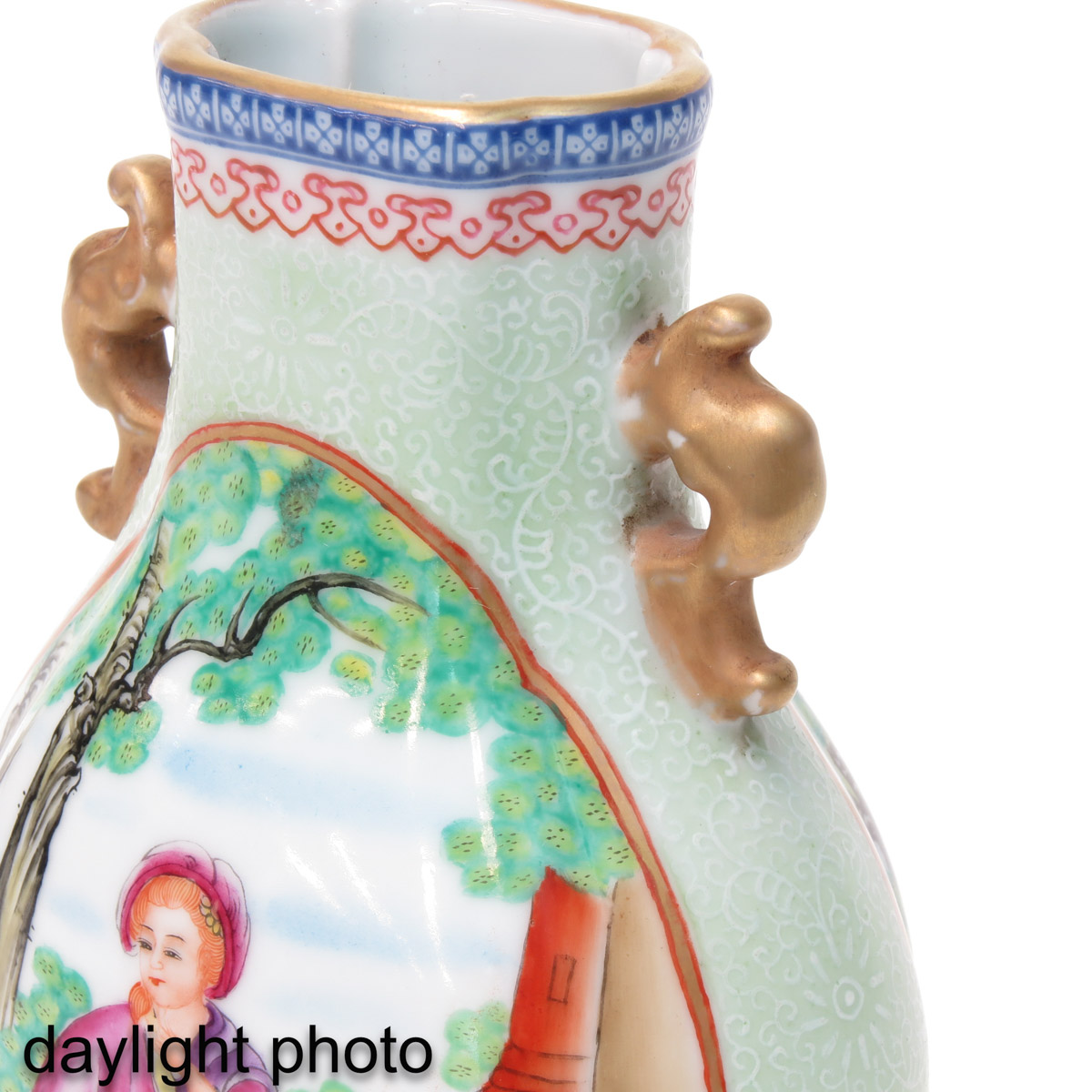 A Polychrome Decor Vase - Image 10 of 10