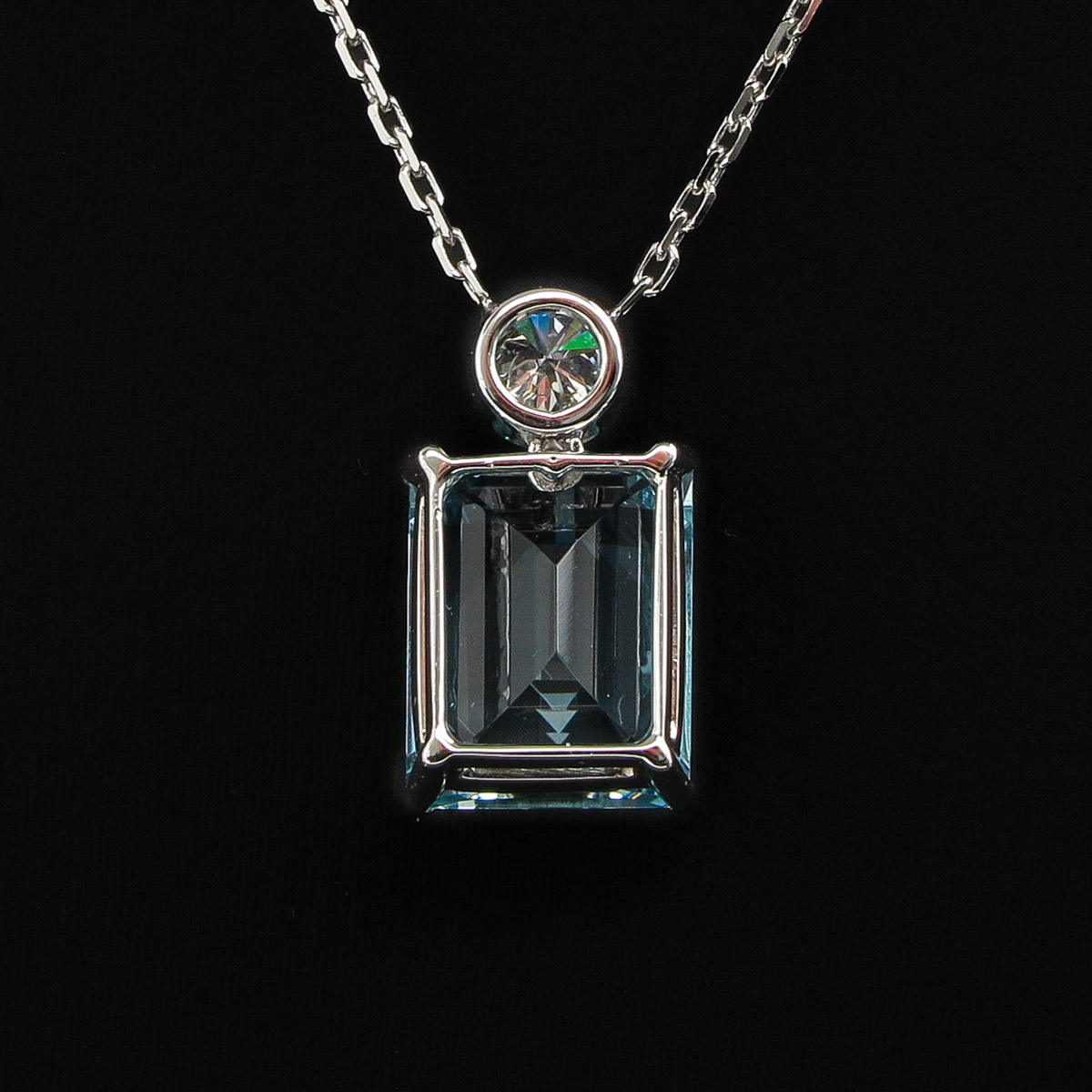 A Necklace with Emerald Cut Aquamarine and Diamond Pendant - Image 3 of 6