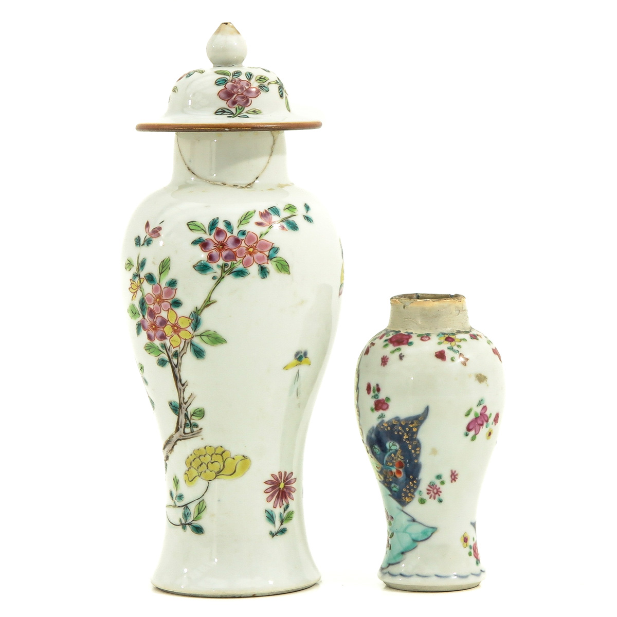 A Lot of 2 Garniture Vases - Image 3 of 10