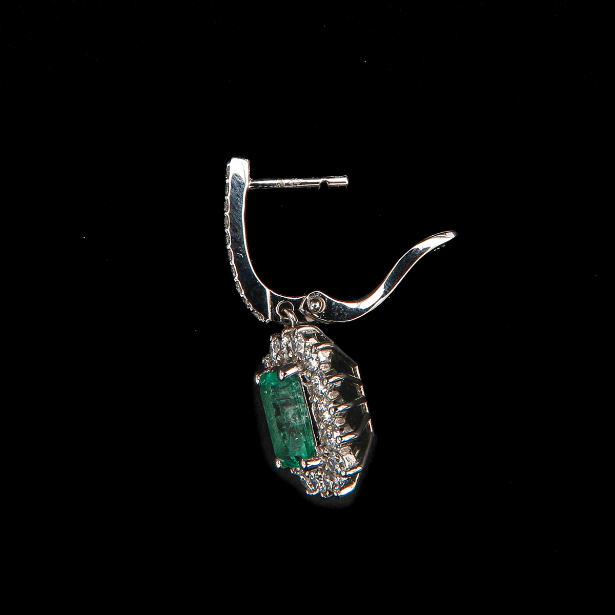 A Pair of Emerald and Diamond Earrings - Image 3 of 4