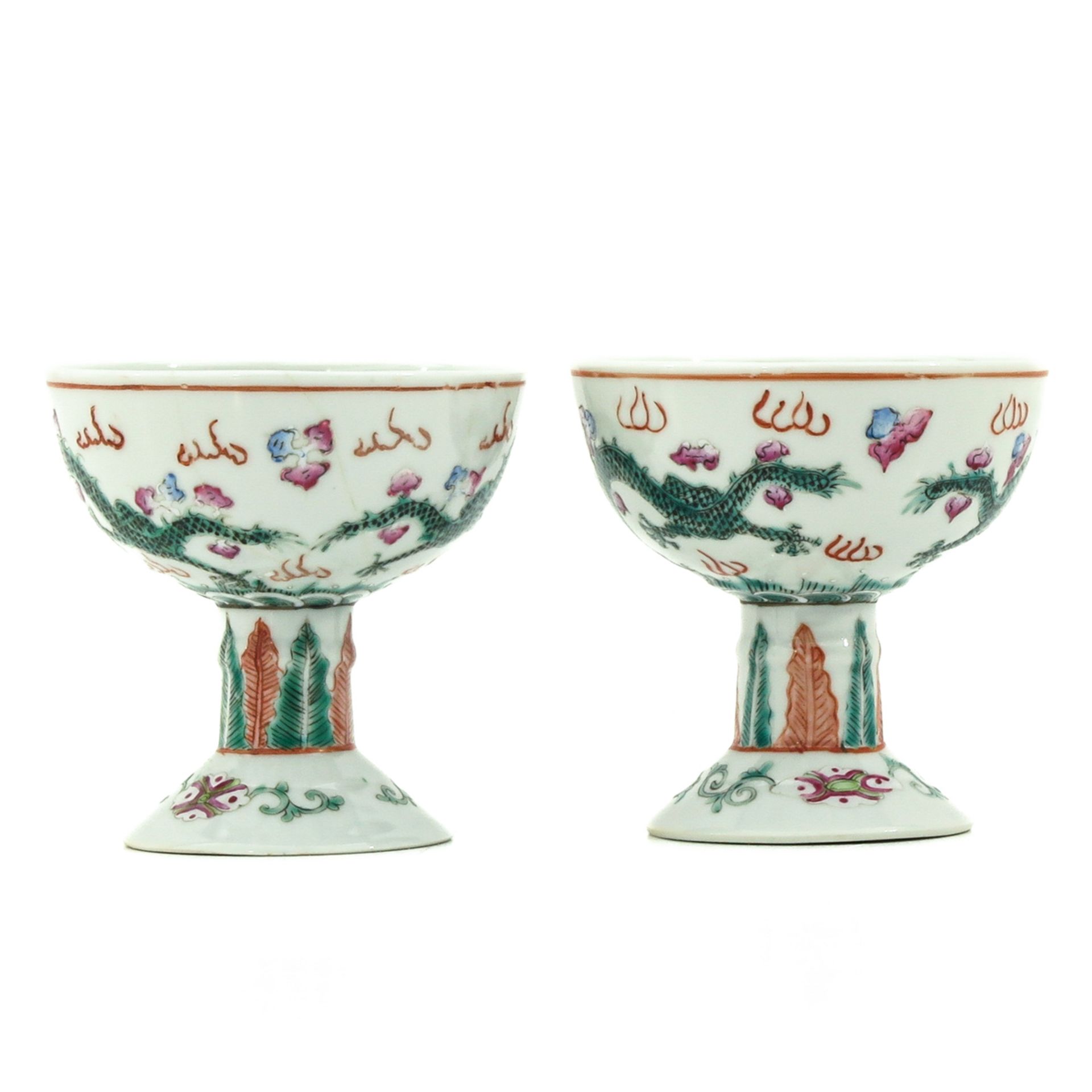 A Pair of Famille Rose Stemmed Cups - Image 3 of 9
