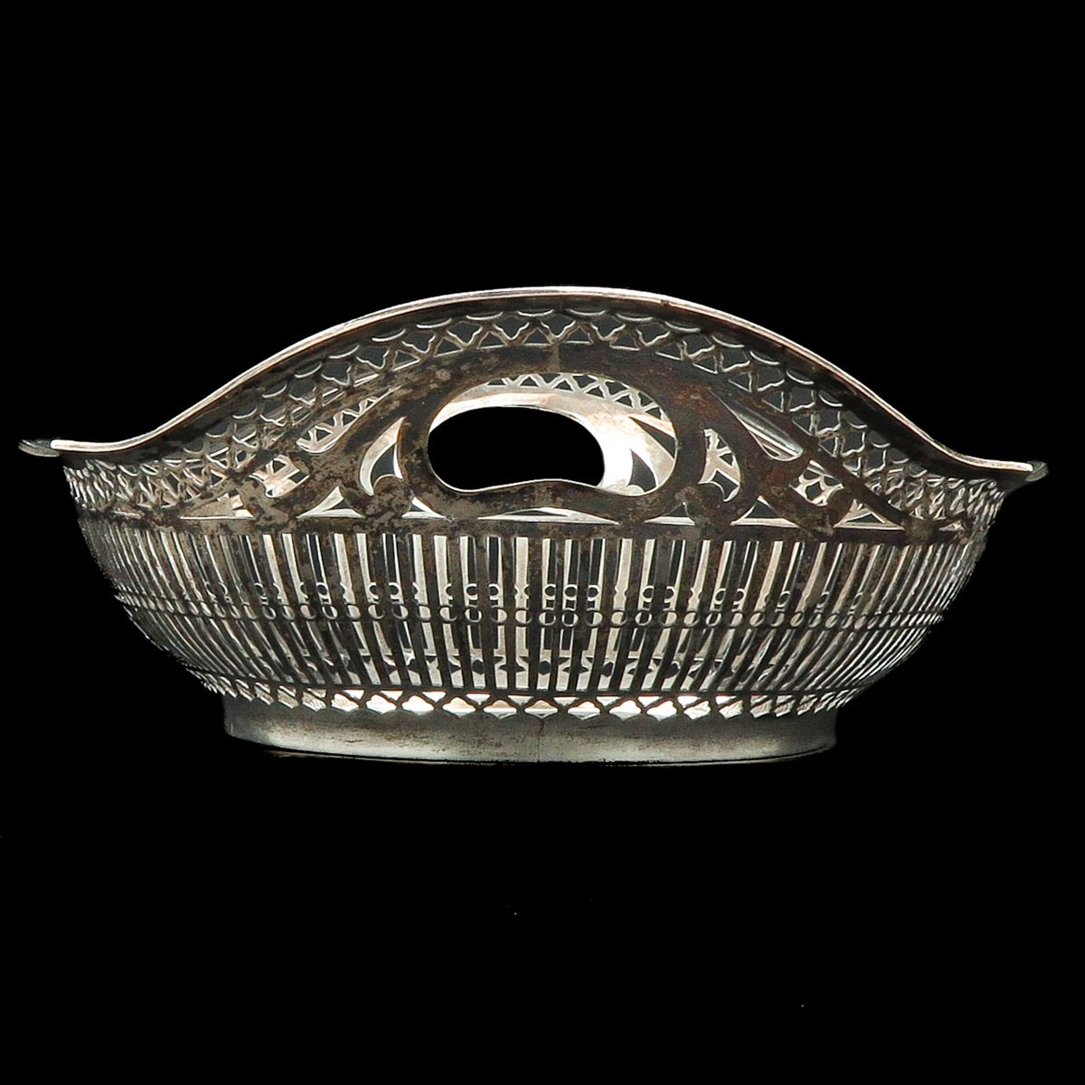 A Dutch Silver Basket - Image 4 of 7