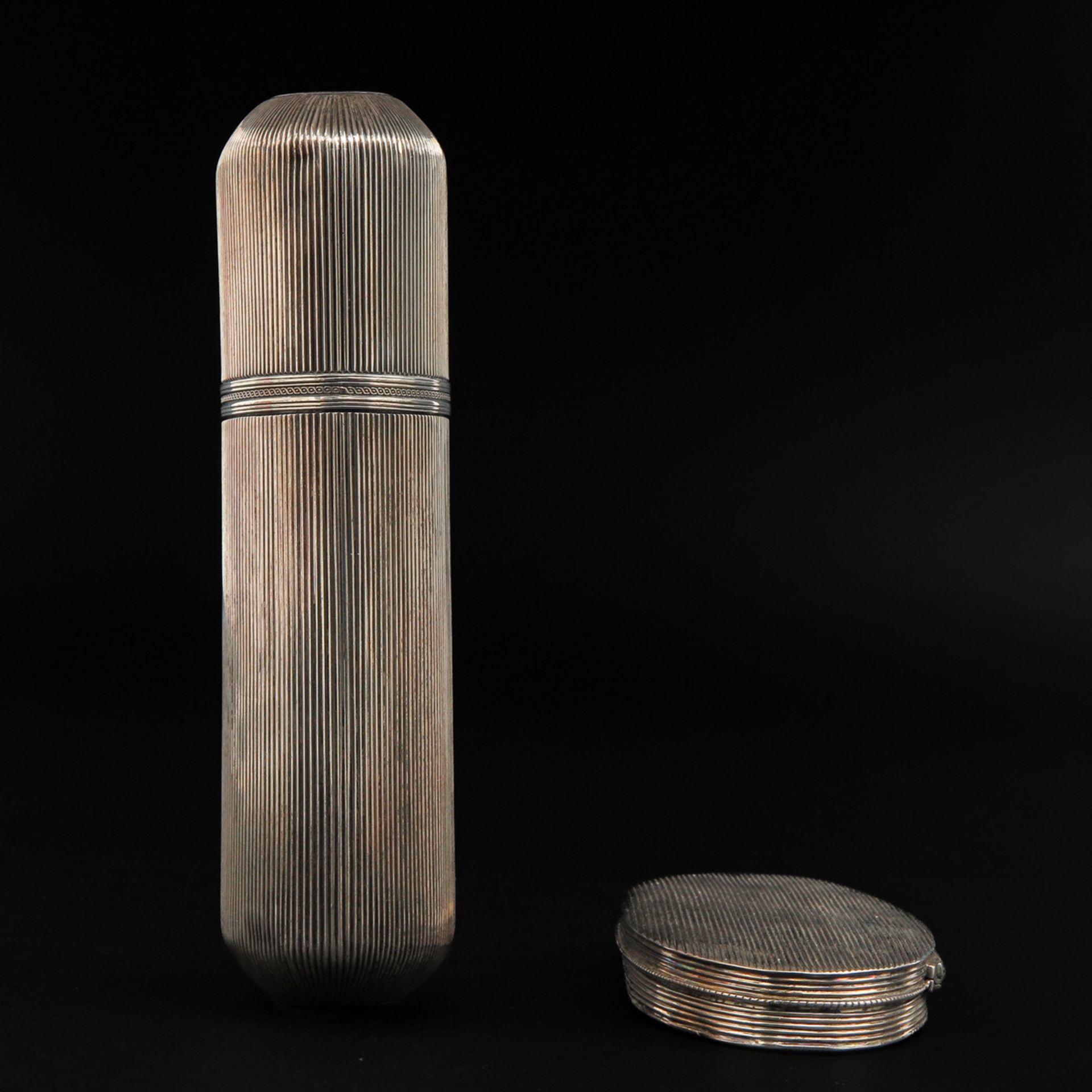 A Silver Cigar Box and Eye Glass Case - Image 2 of 9