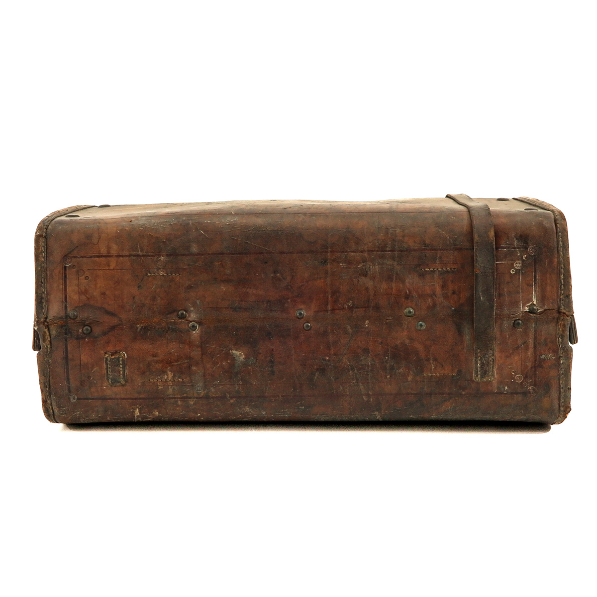 A Leather and Silk Suitcase - Image 4 of 10