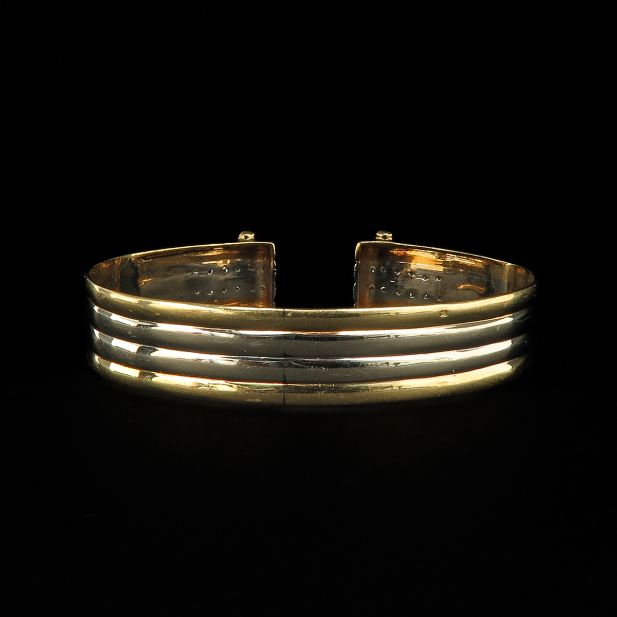 A Diamond Bracelet and Earrings - Image 2 of 6