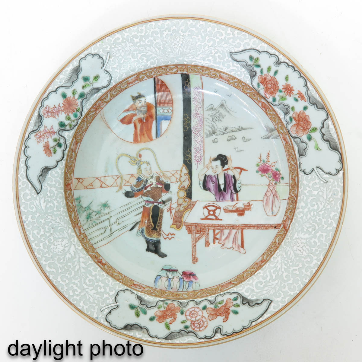 A Polychrome Decor Plate - Bild 3 aus 5