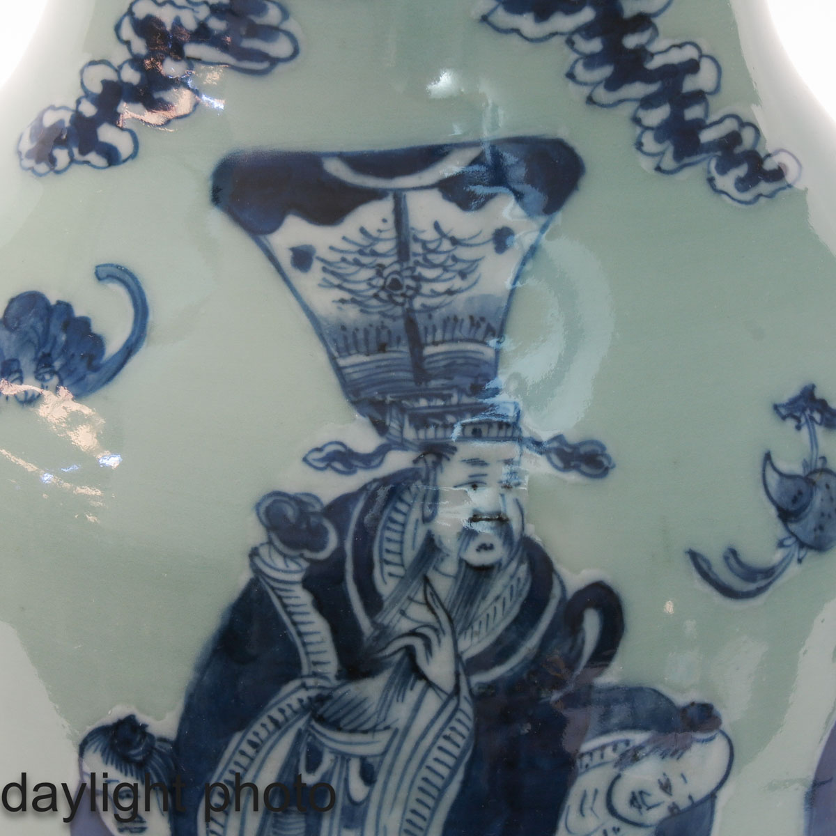 A Celadon and Blue Decor Vase - Image 9 of 9