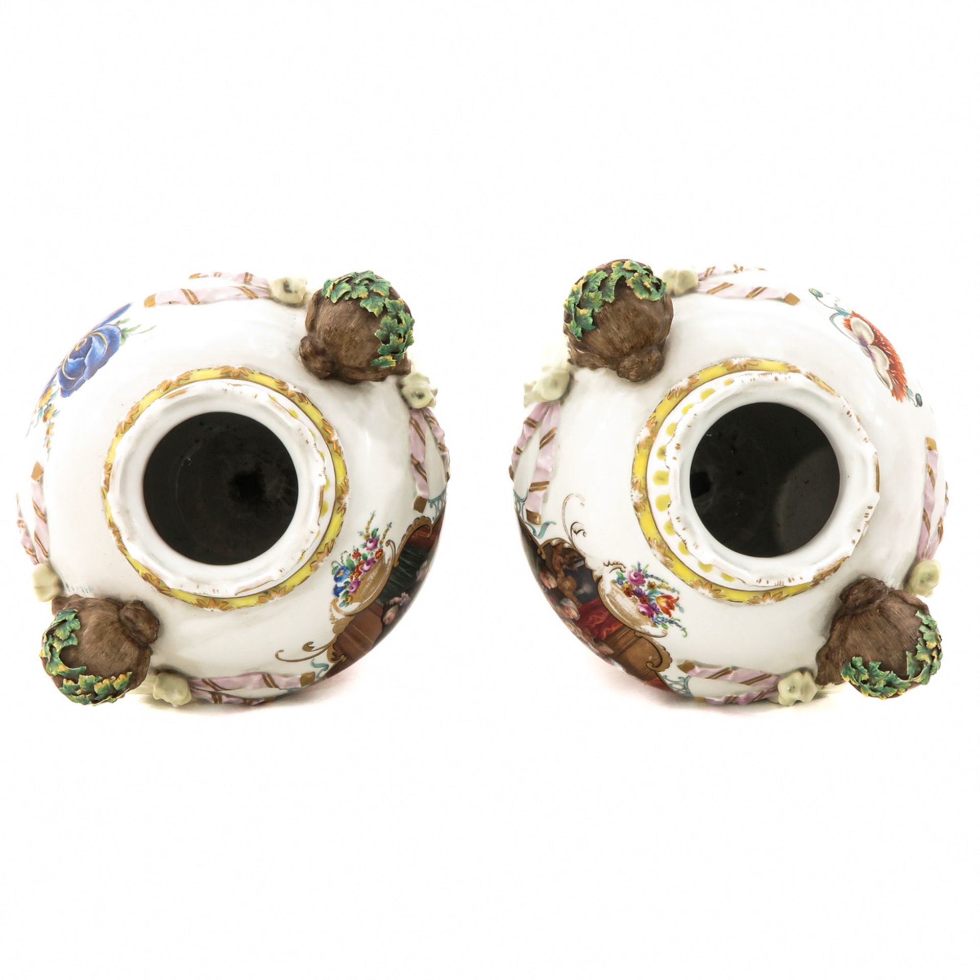 A Pair of Meissen Vases - Image 5 of 10