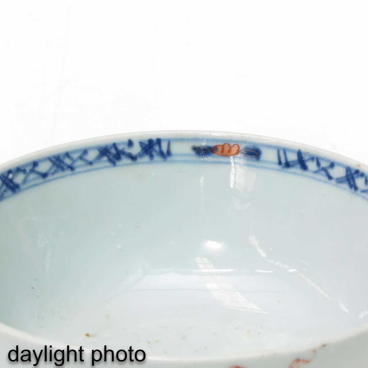 A Series of 4 Imari Bowls - Image 9 of 9