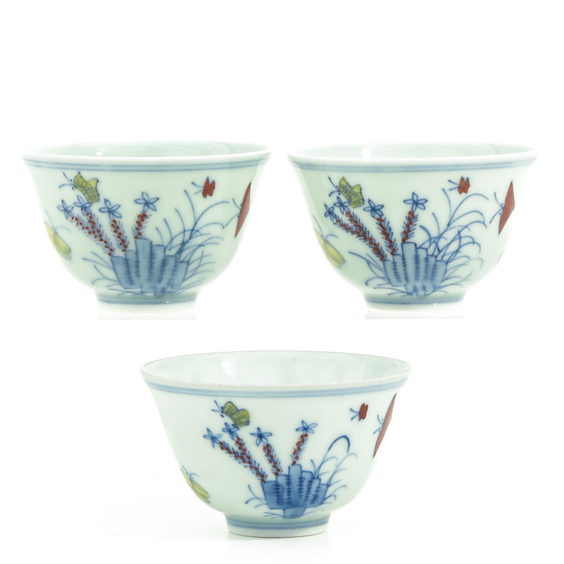 A Collection of 3 Doucai Decor Cups