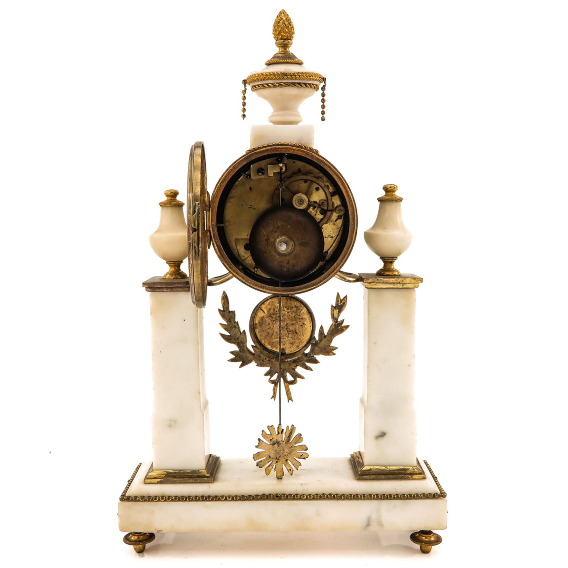 A Marble and Gilt Bronze Pendulum - Bild 3 aus 10