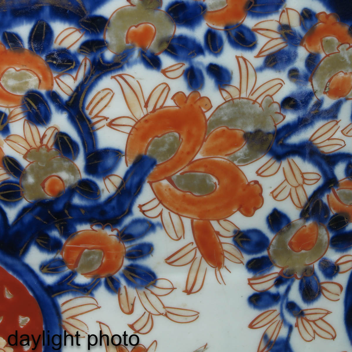 A Large Imari Vase - Image 10 of 10