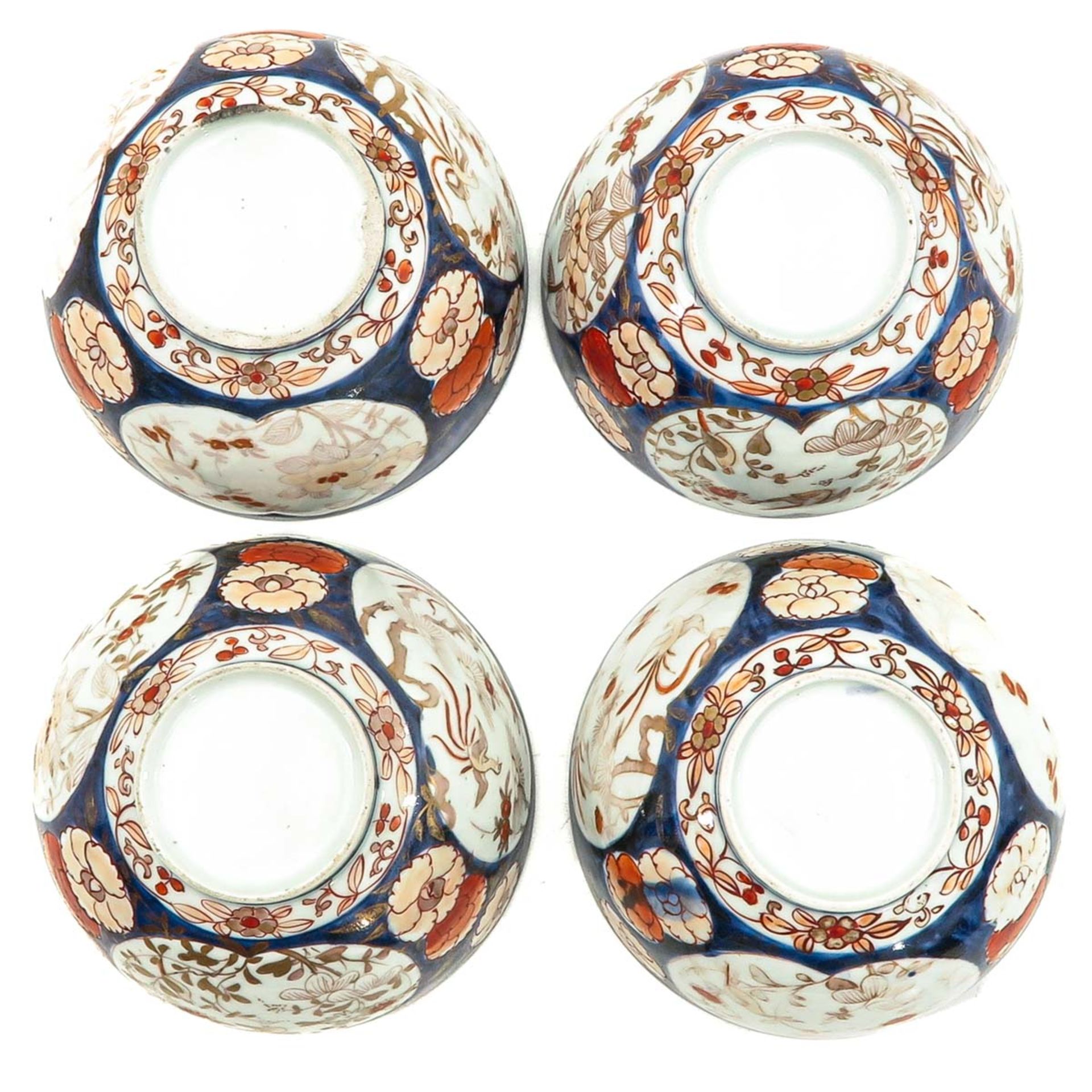 A Series of 4 Imari Bowls - Bild 6 aus 9