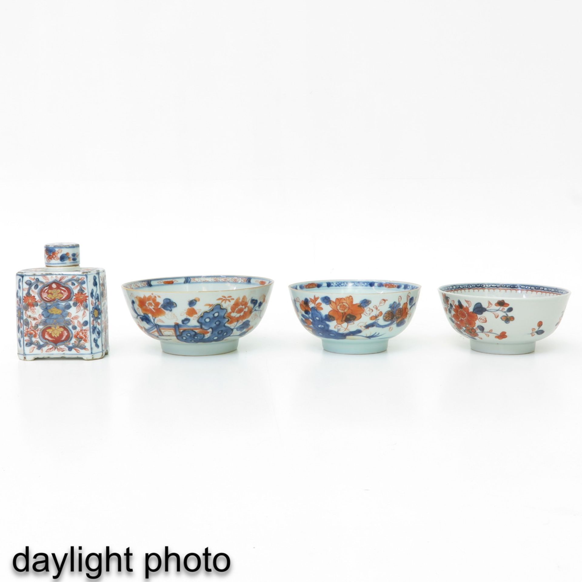 A Collection of Porcelain - Image 7 of 10