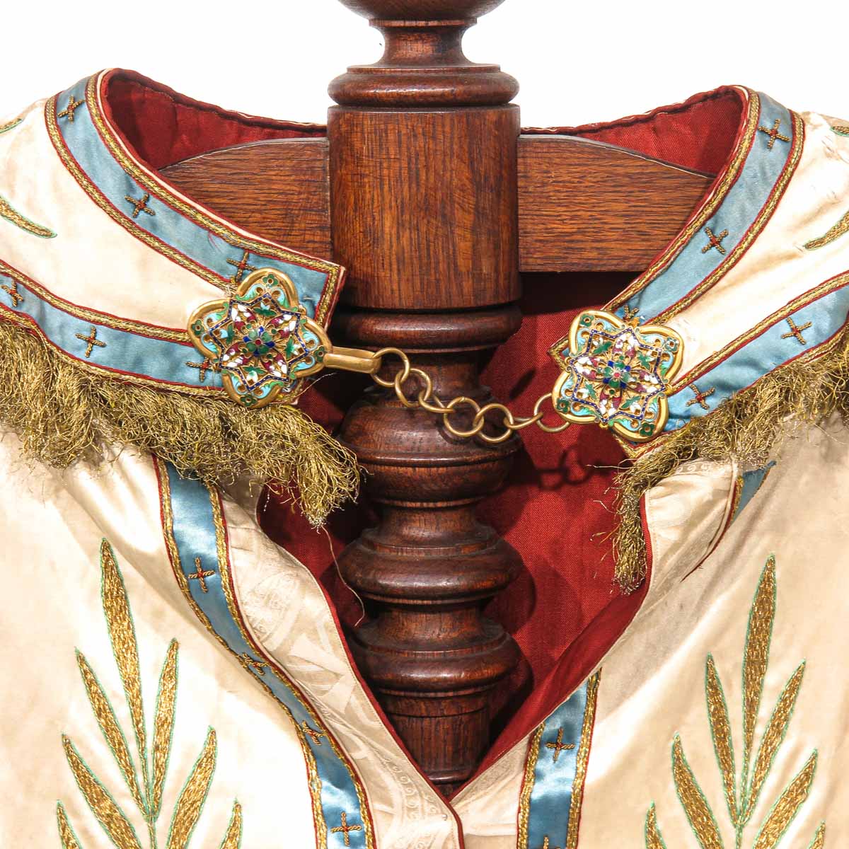 A Beautiful Silk Vestment - Image 6 of 8