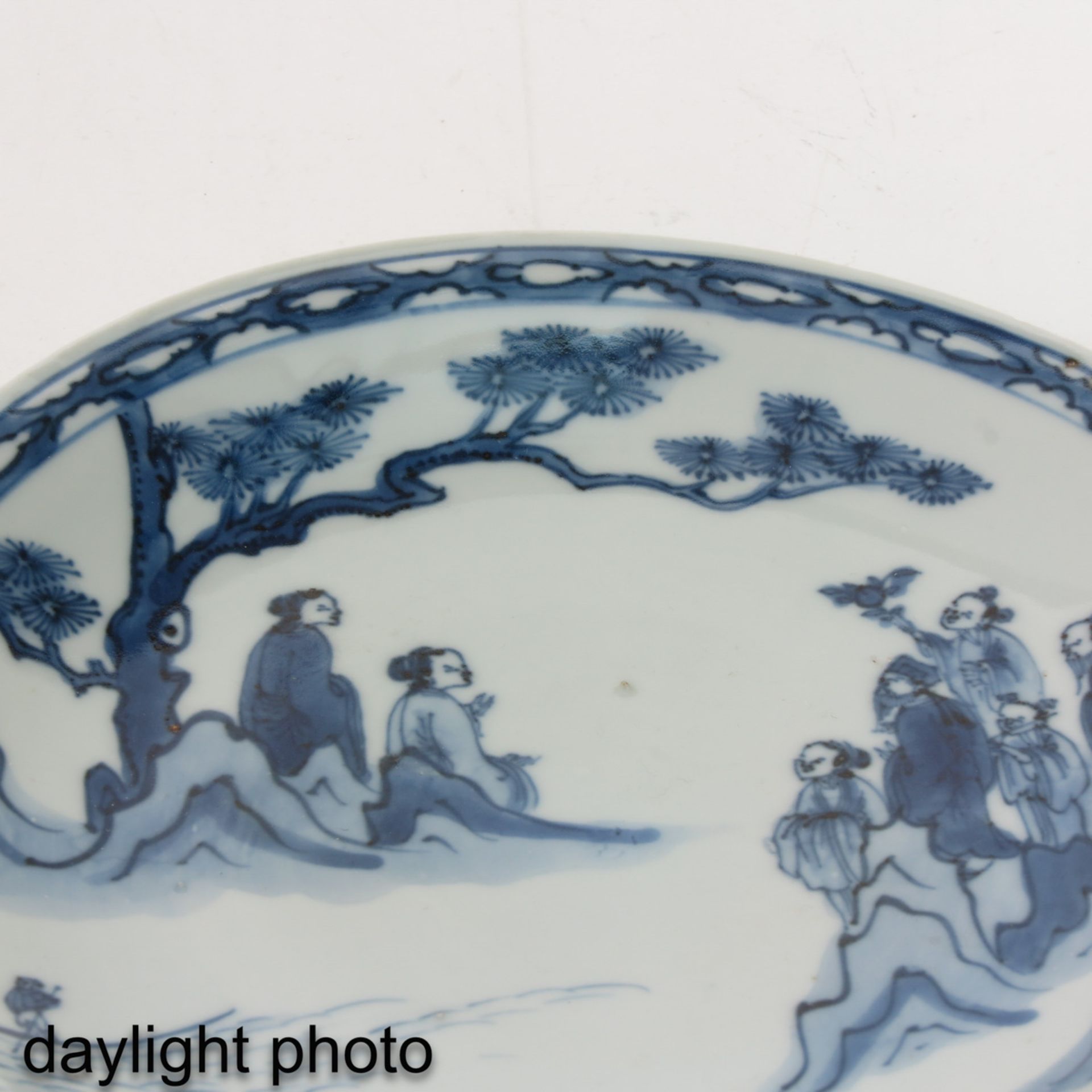 A Lot of 2 Blue and White Plates - Bild 9 aus 9