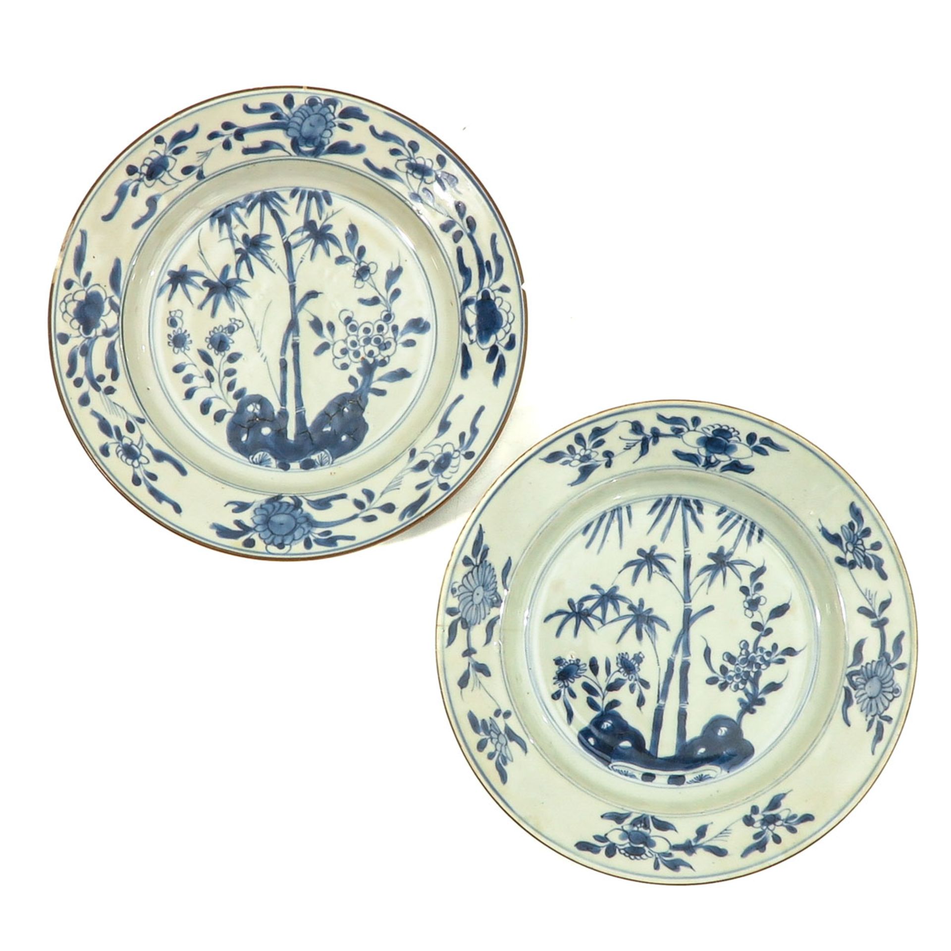 A Collection of 5 Blue and White Plates - Image 3 of 10