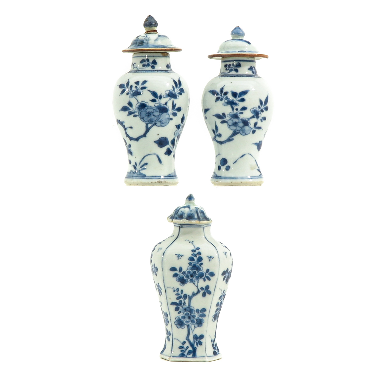 A Collection of 3 Garniture Vases - Image 3 of 8