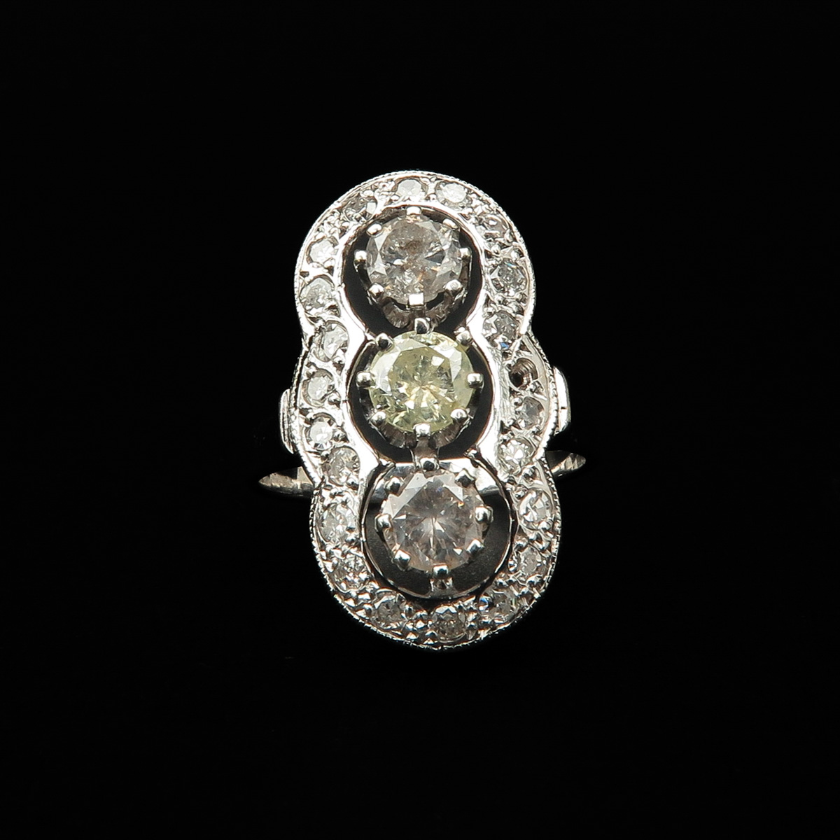 A Ladies Diamond Ring - Image 3 of 4