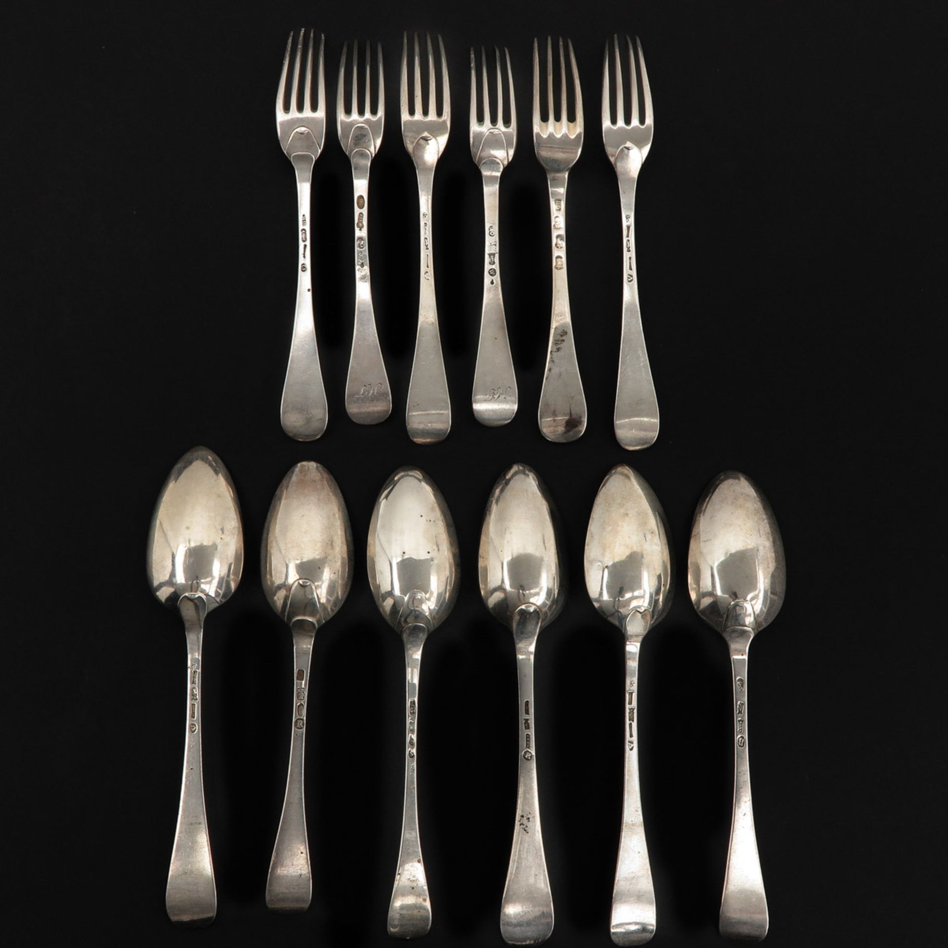 A Collection of 18th Century Cutlery - Image 2 of 8