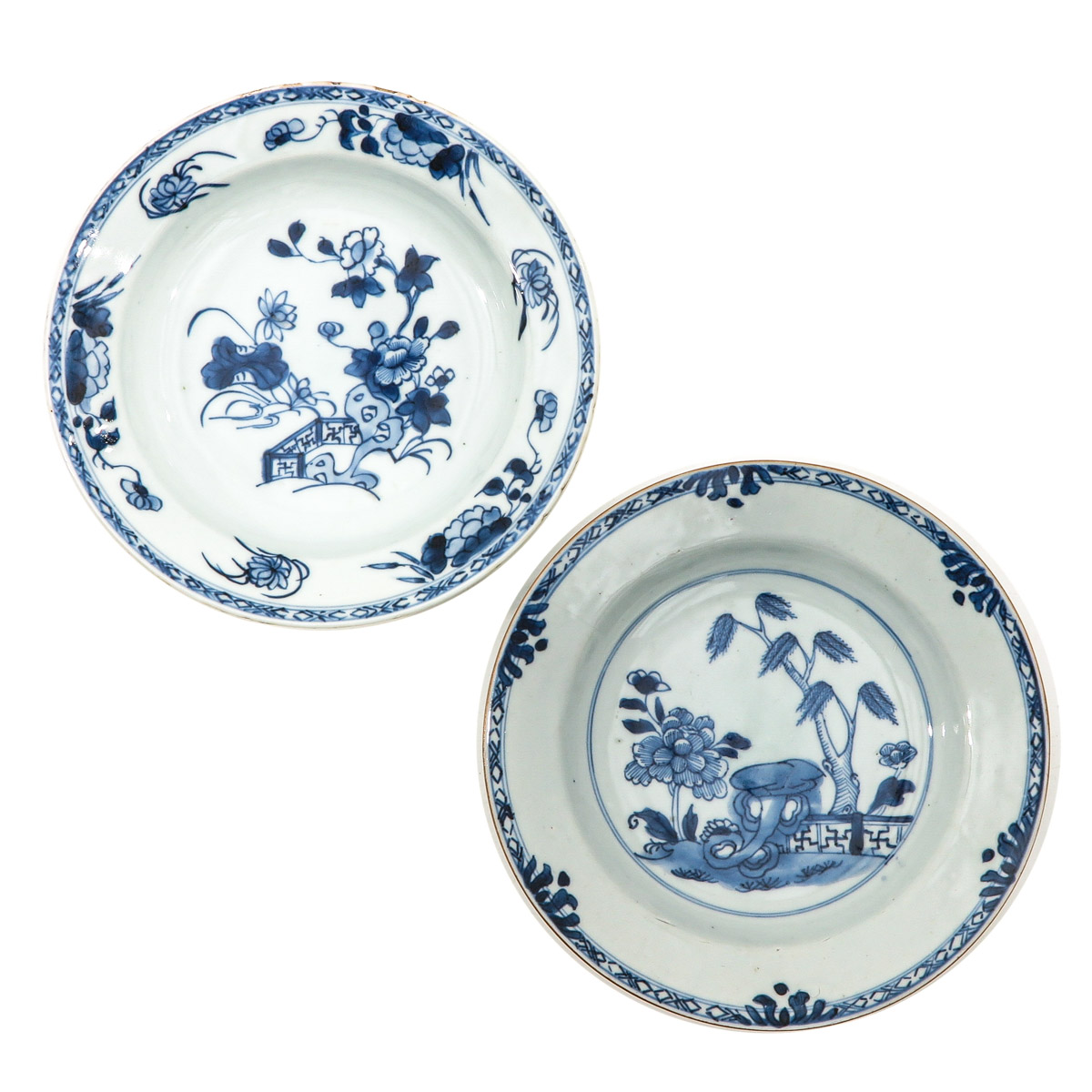A Collection of 5 Blue and White Plates - Image 5 of 10