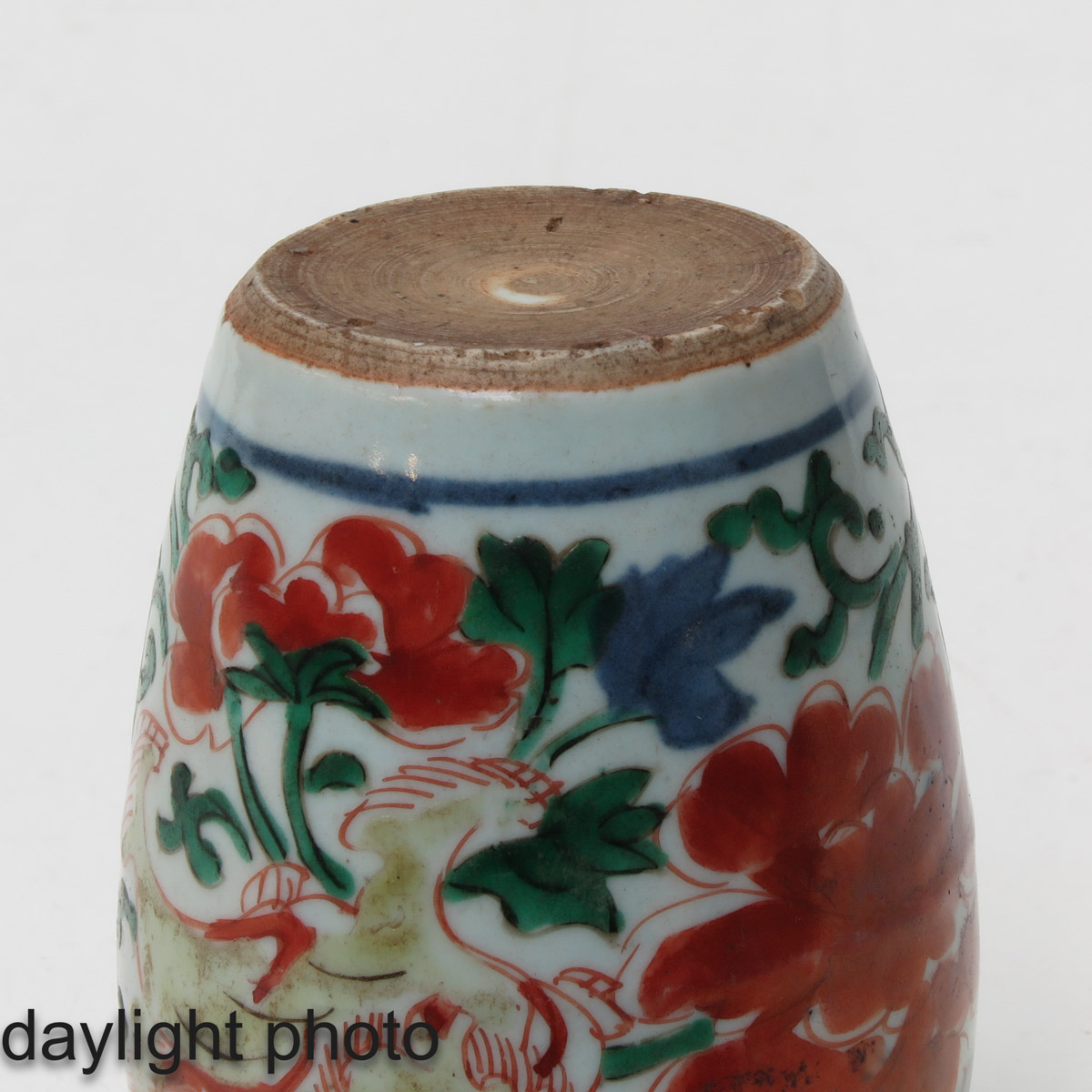 A Shunzhi Vase - Image 8 of 9