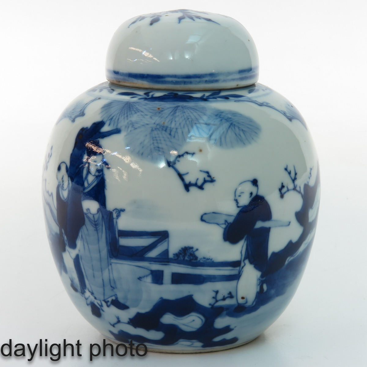 A Blue and White Ginger Jar - Image 7 of 9