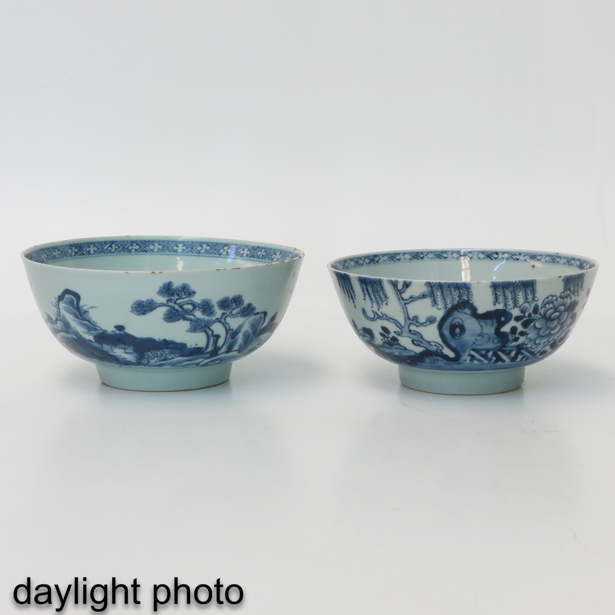 A Pair of Blue and White Bowls - Image 7 of 10