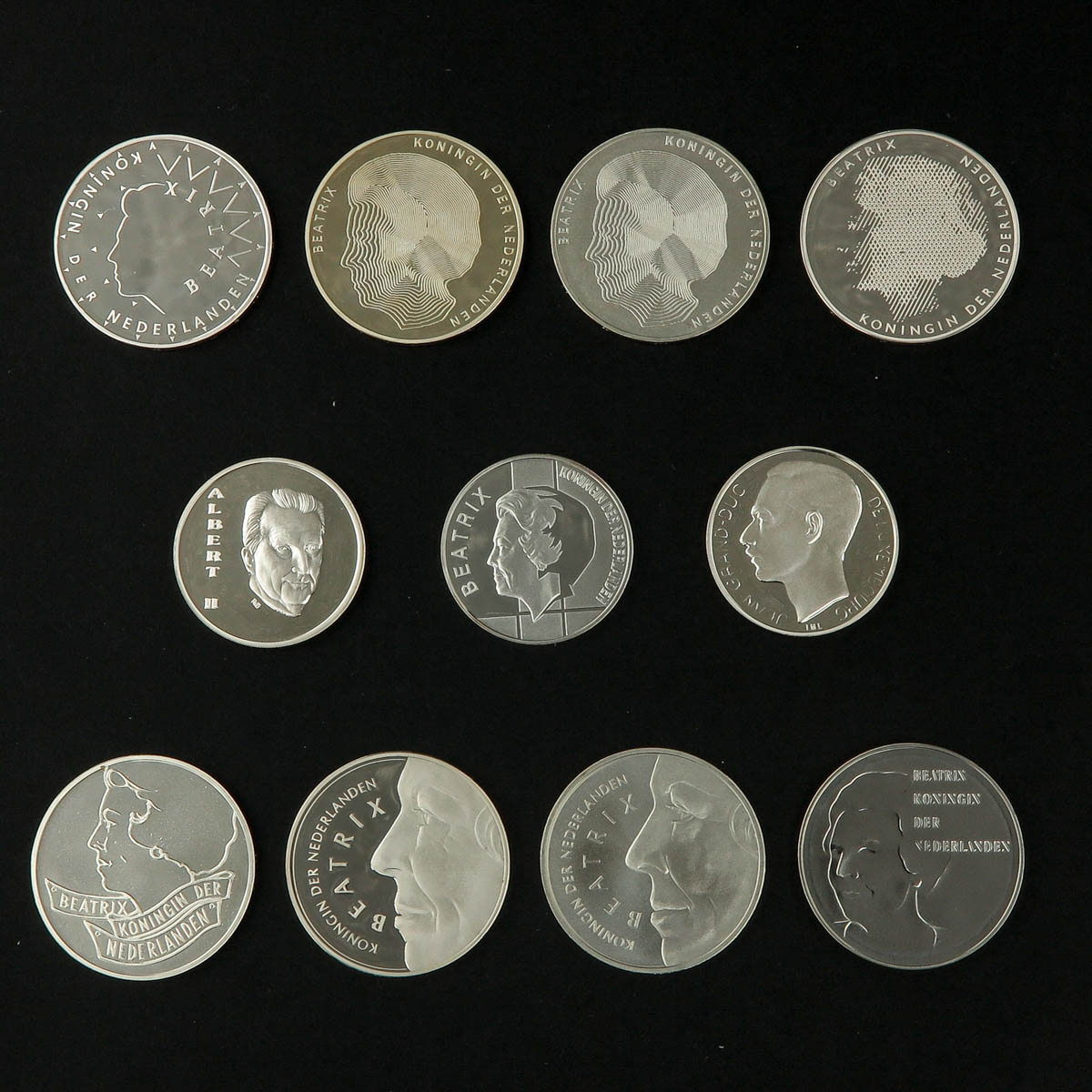 A Collection of 11 Silver Coins - Bild 2 aus 3