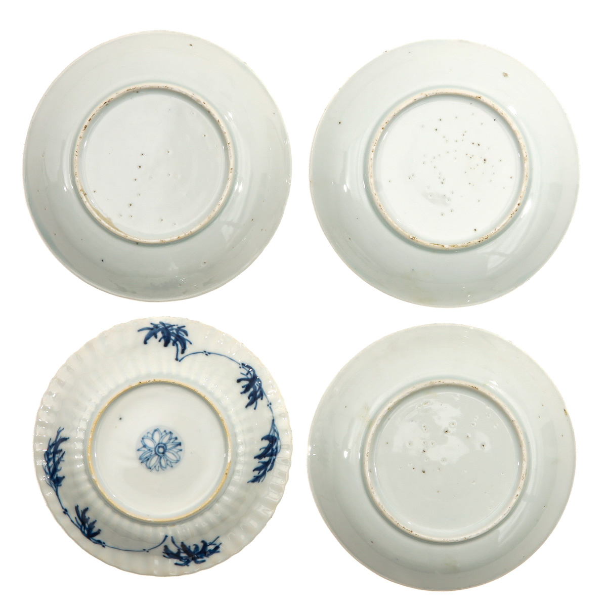 A Lot of 11 Small Blue and White Plates - Image 6 of 10