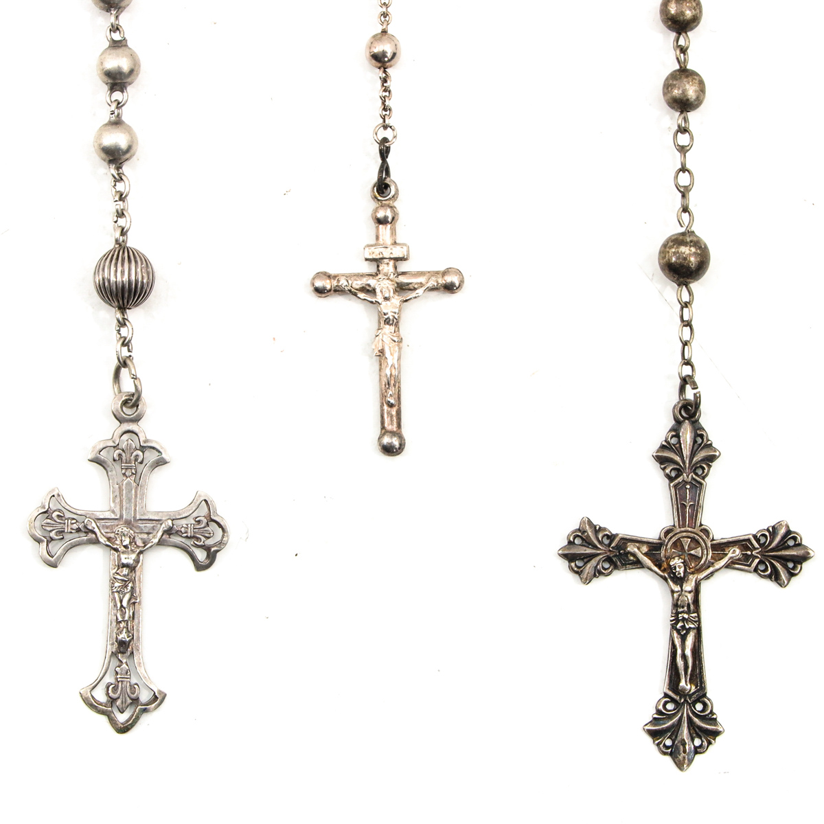 A Collection of 5 Silver Rosaries - Image 5 of 8