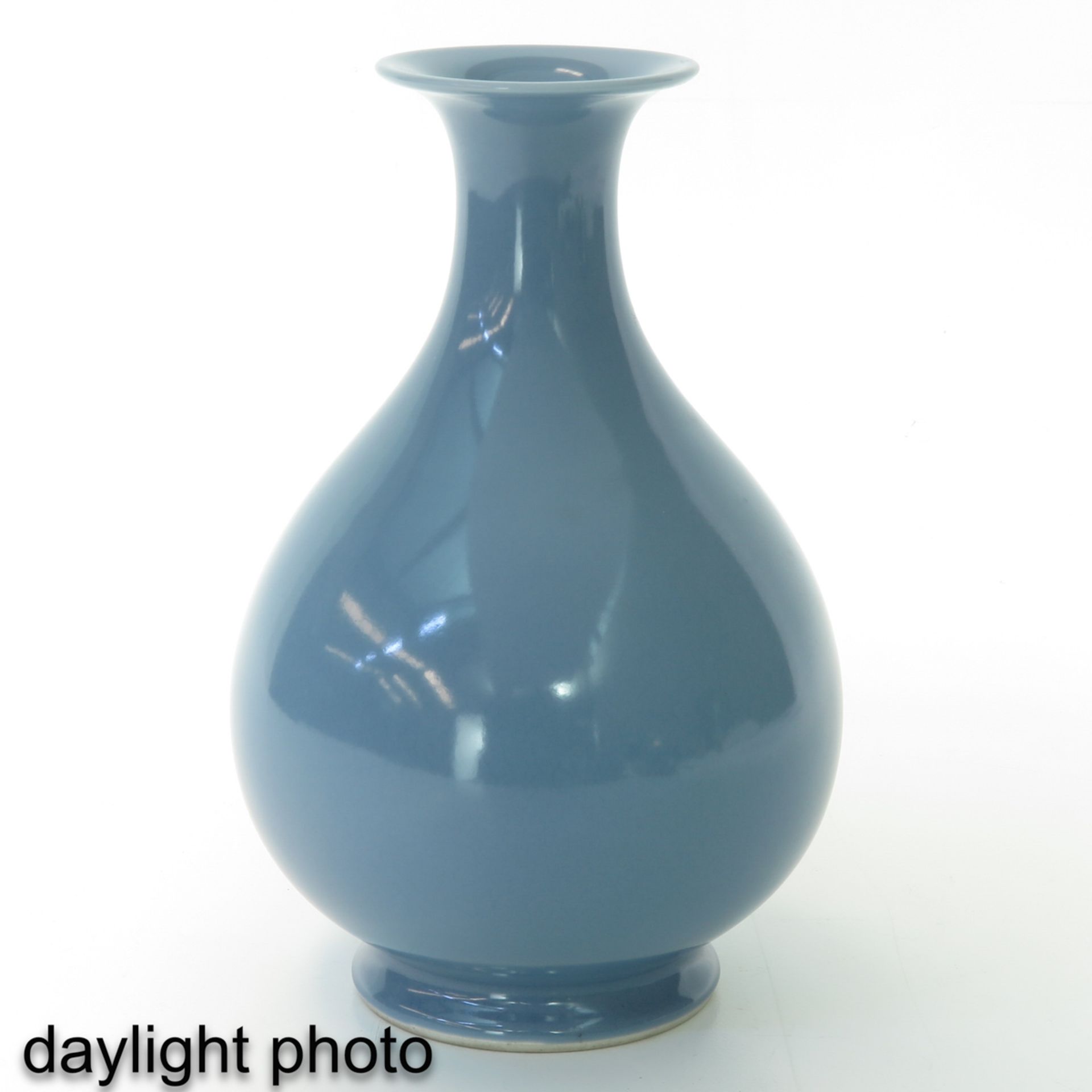 A Claire de Lune Vase - Image 7 of 9