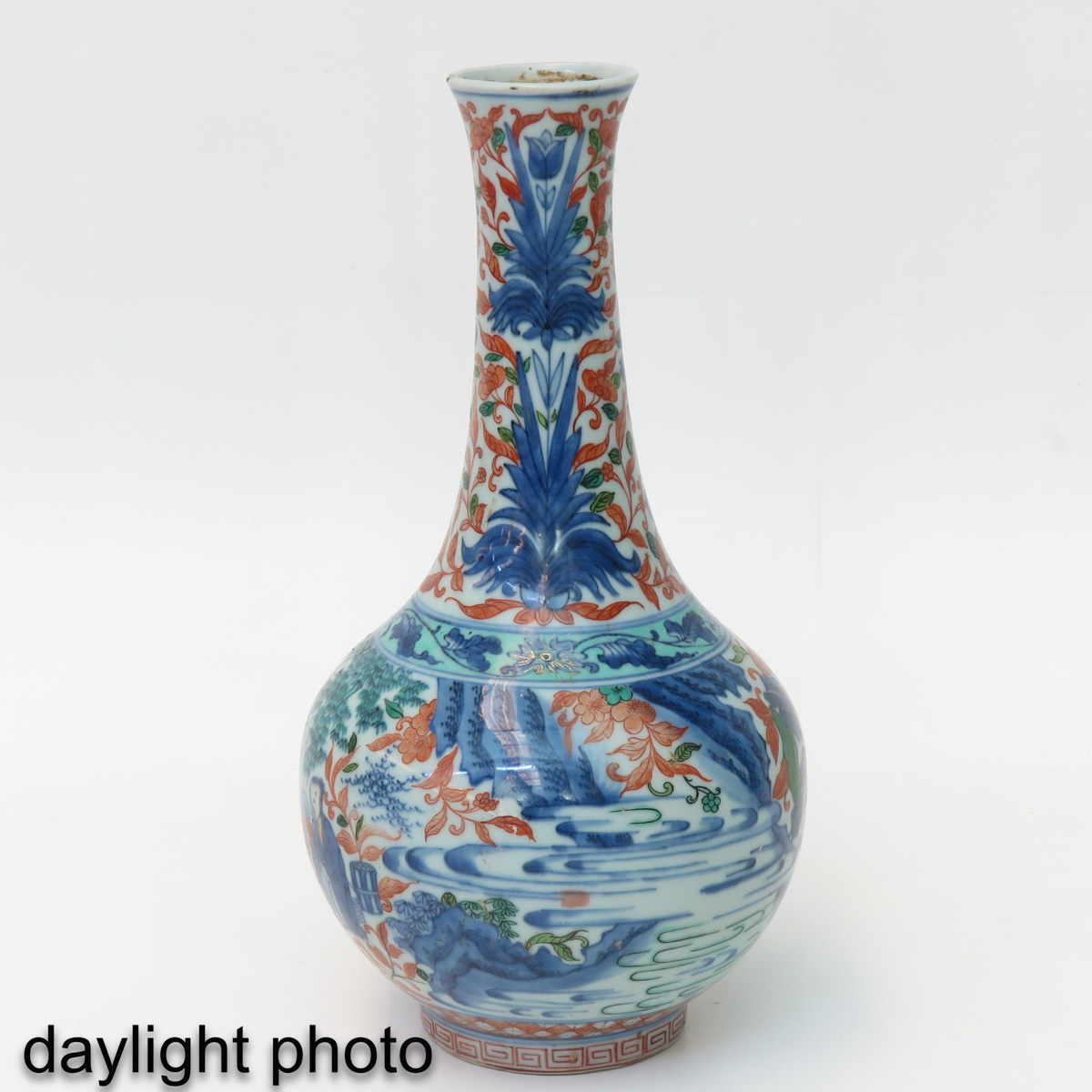 A Polychrome Decor Bottle Vase - Image 7 of 10