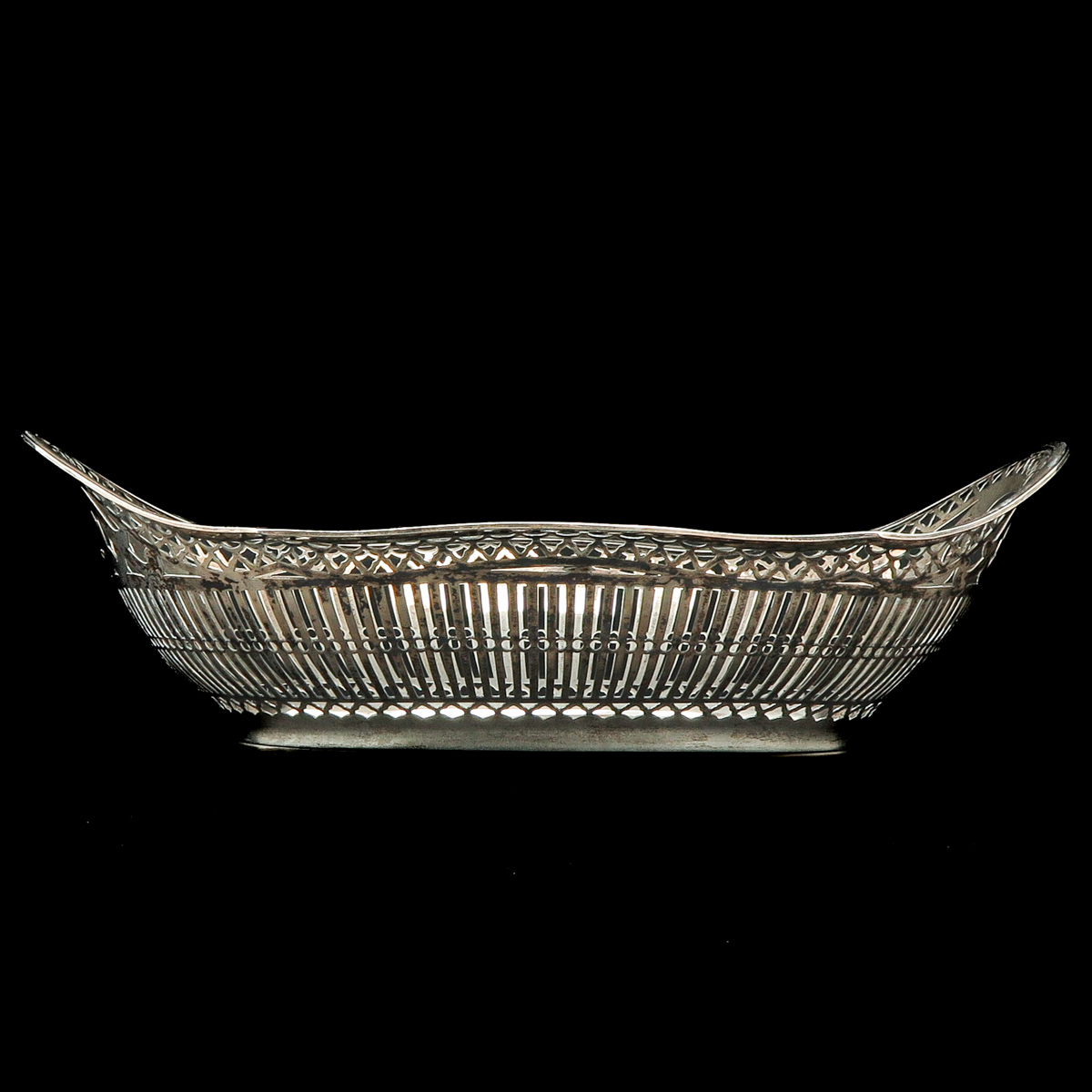 A Dutch Silver Basket - Image 3 of 7