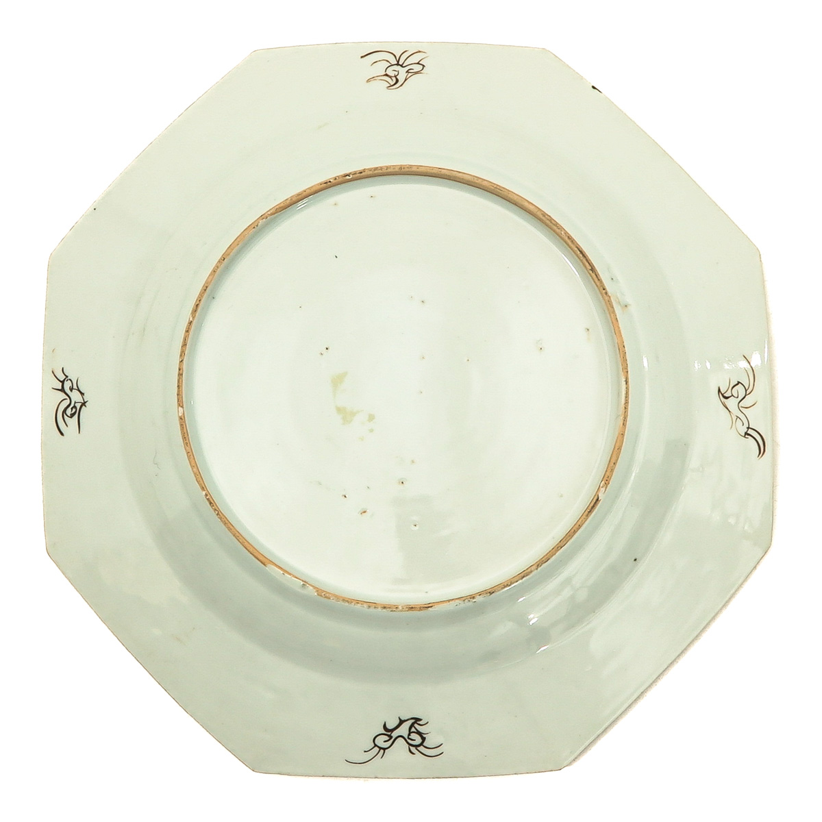 A Series of 3 Famille Rose Plates - Image 8 of 10