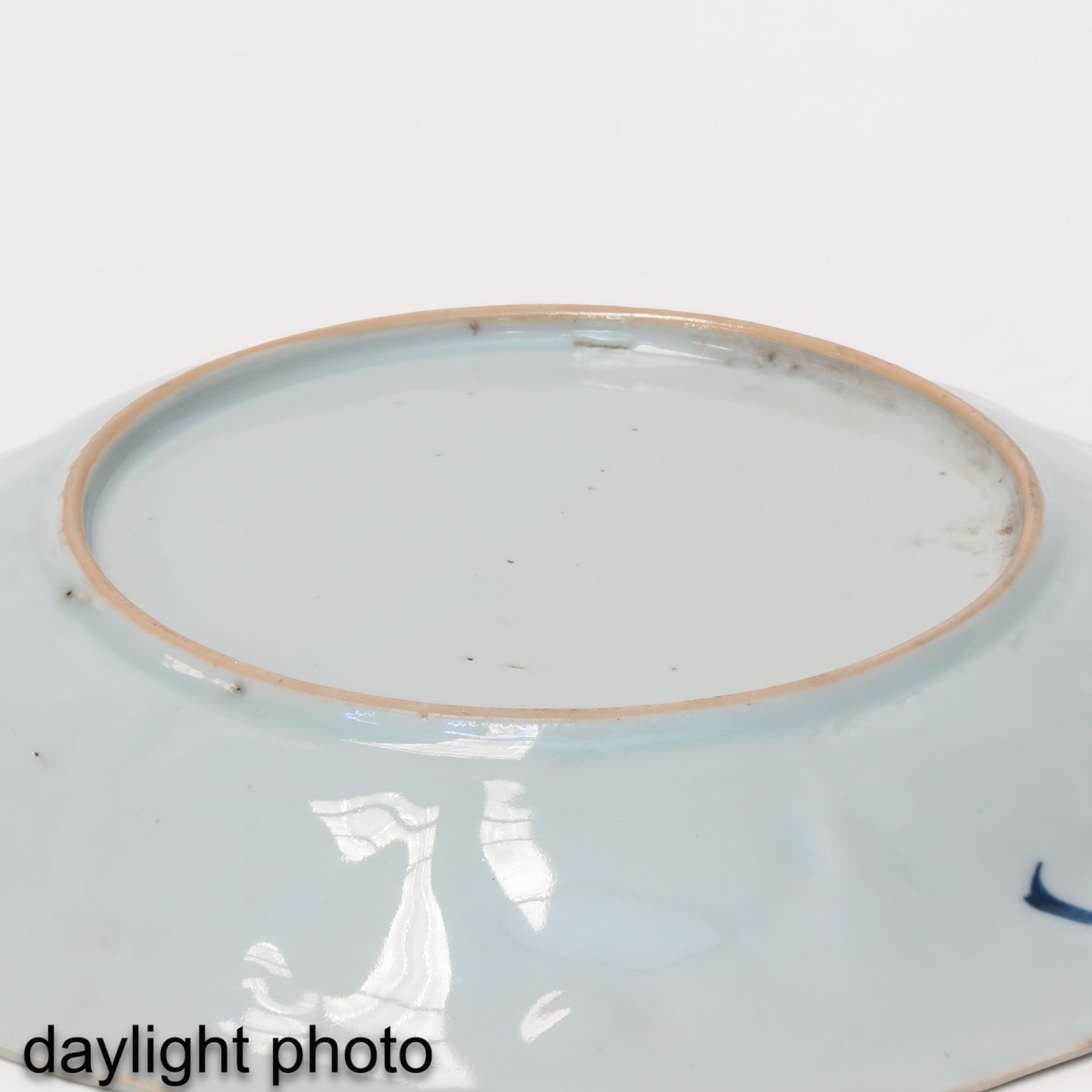 A Pair of Blue and White Plates - Image 8 of 9