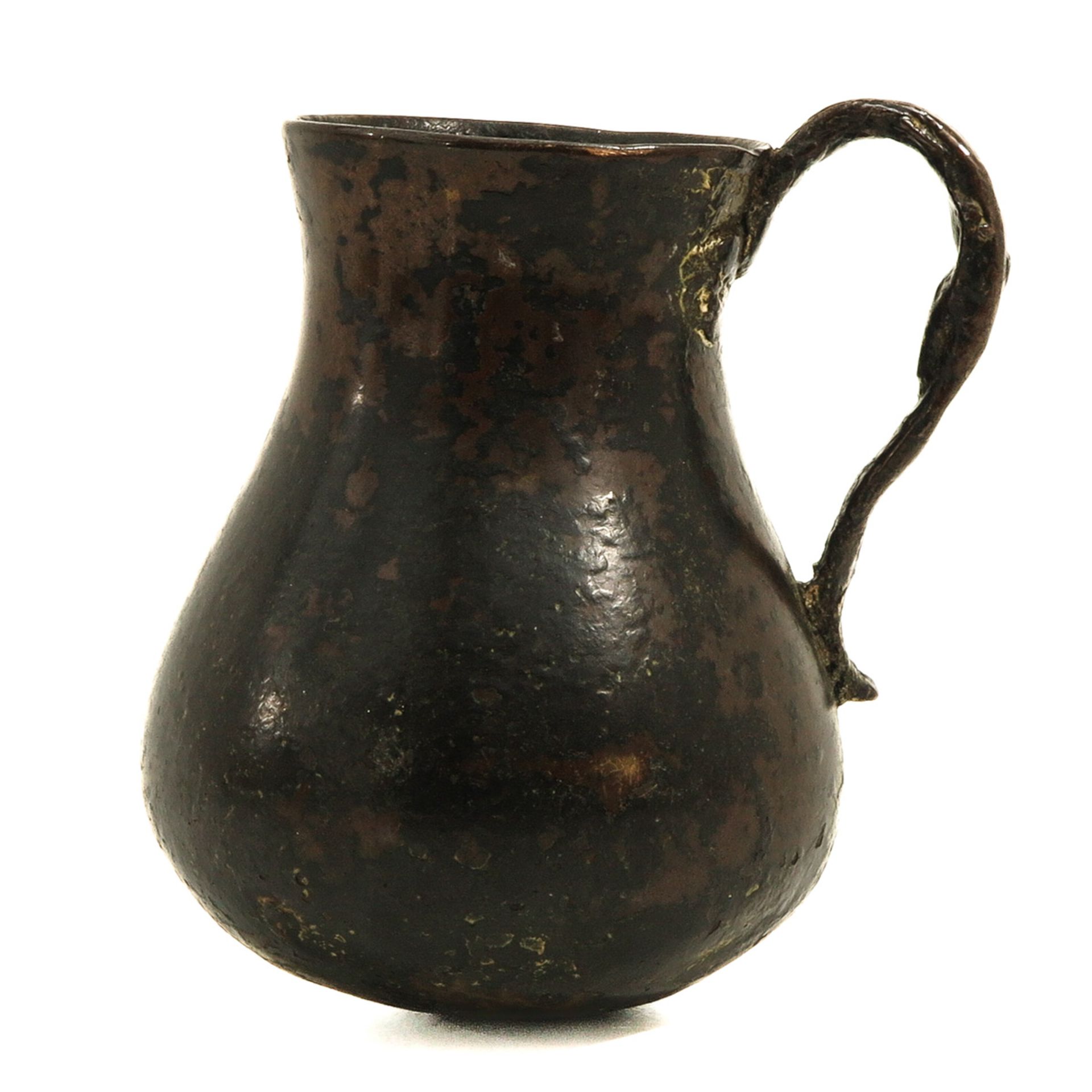 A 14th Century Bronze Measuring Cup - Bild 2 aus 9