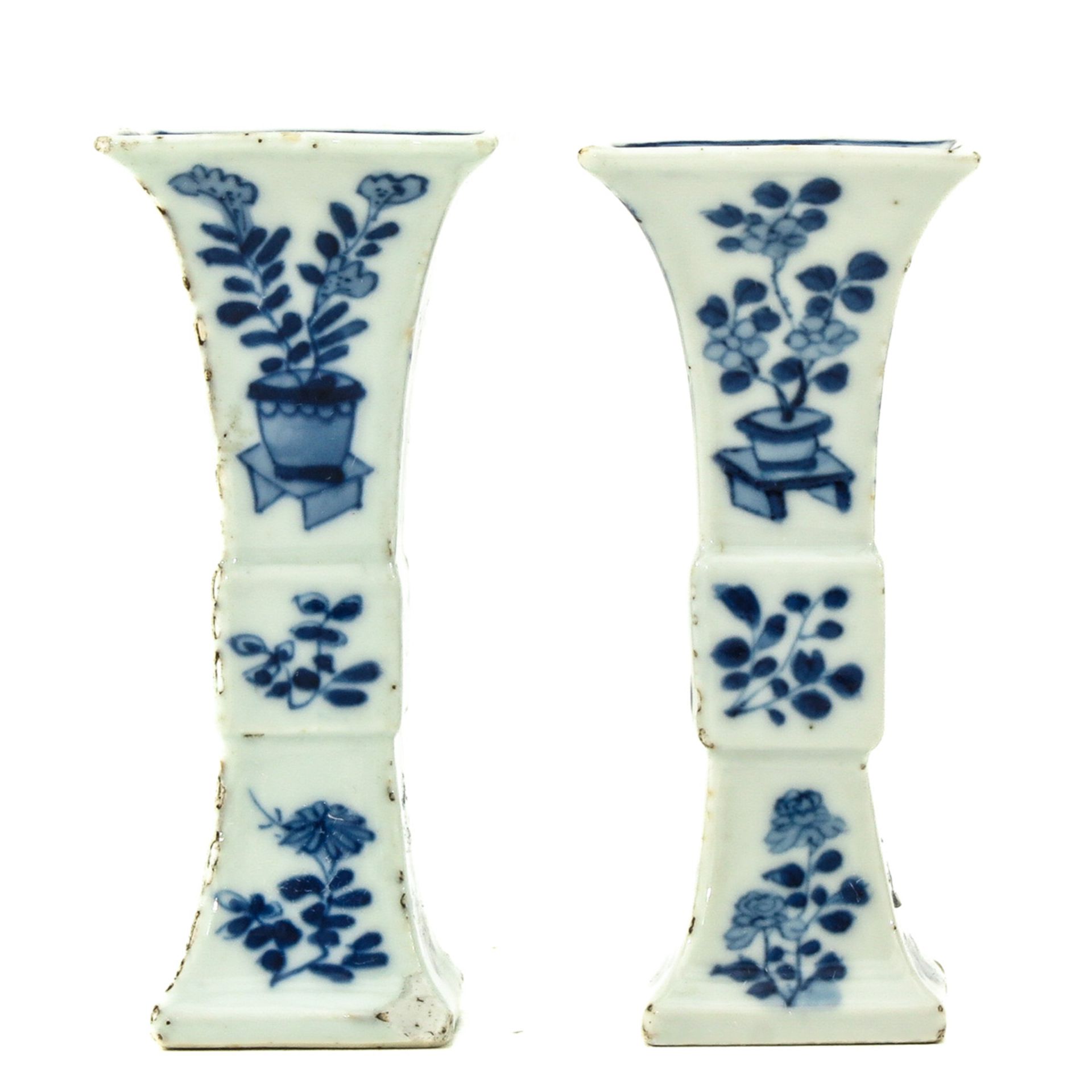 A Pair of Miniature Garniture Vases - Image 2 of 9
