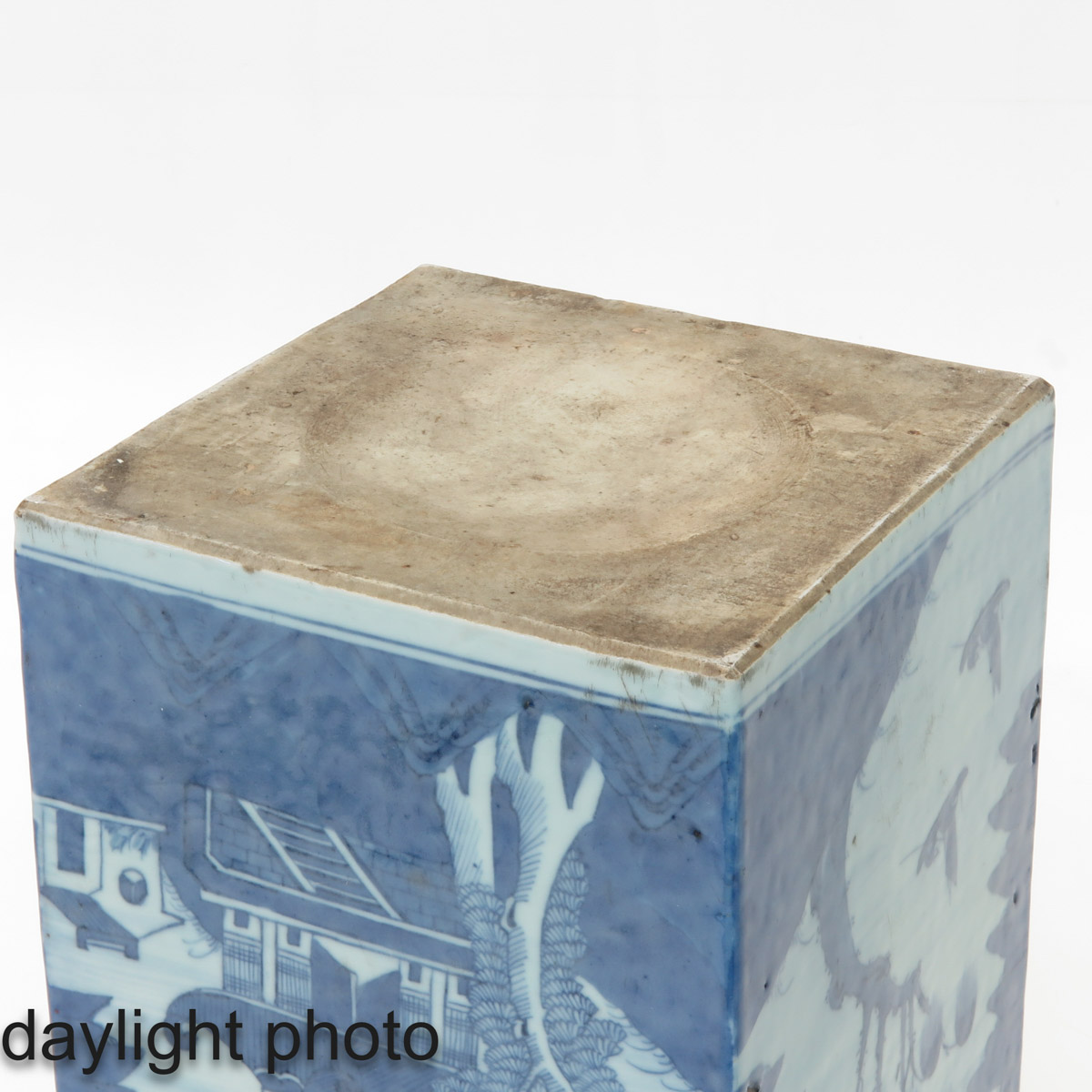 A Square Blue and White Vase - Image 8 of 9