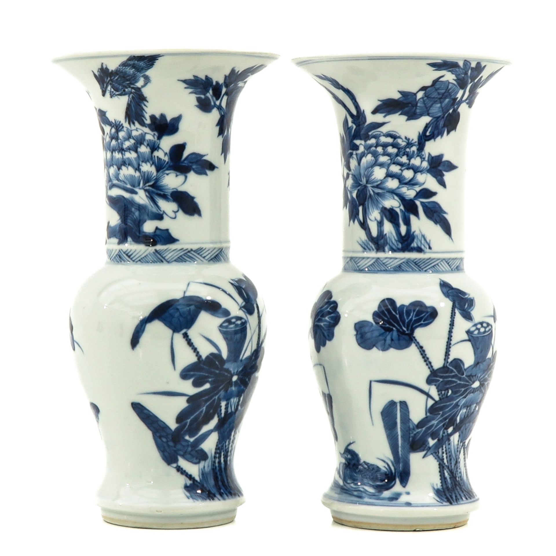 A Pair of Blue and White Vases - Bild 4 aus 10