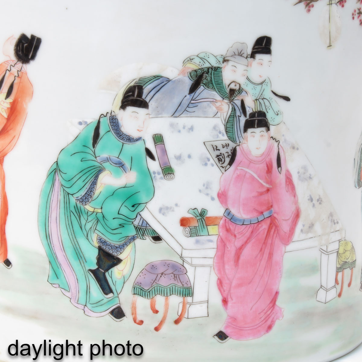 A Famille Rose Brush Pot - Image 10 of 10