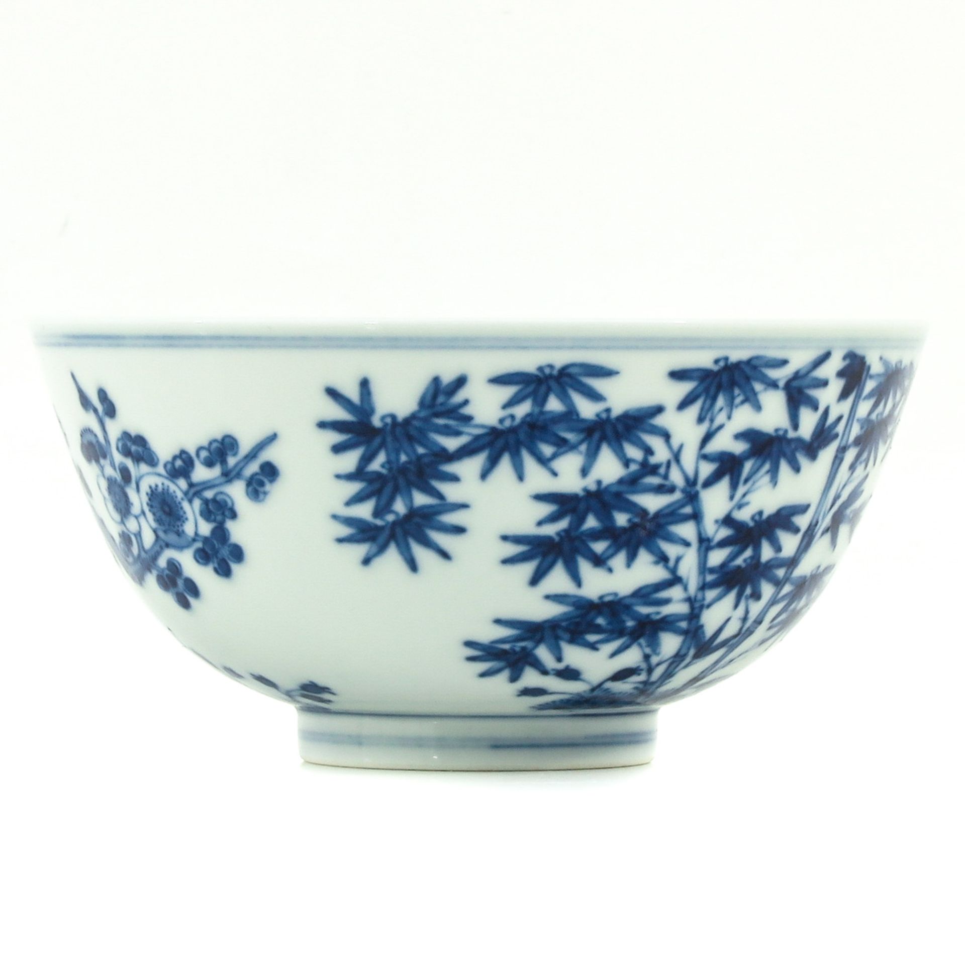 A Blue and White Bowl - Bild 2 aus 10