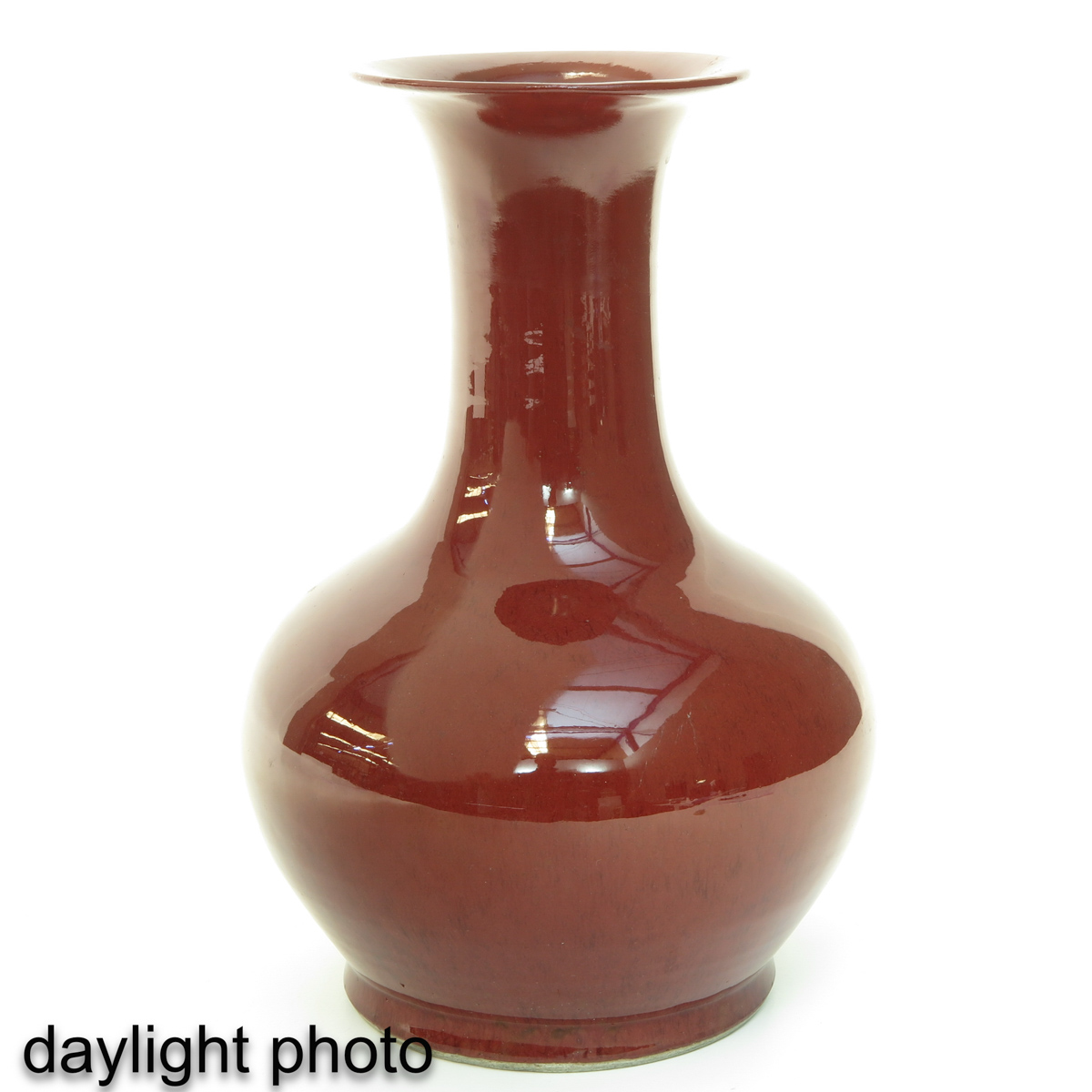 A Sang de Boeuf Vase - Image 7 of 9