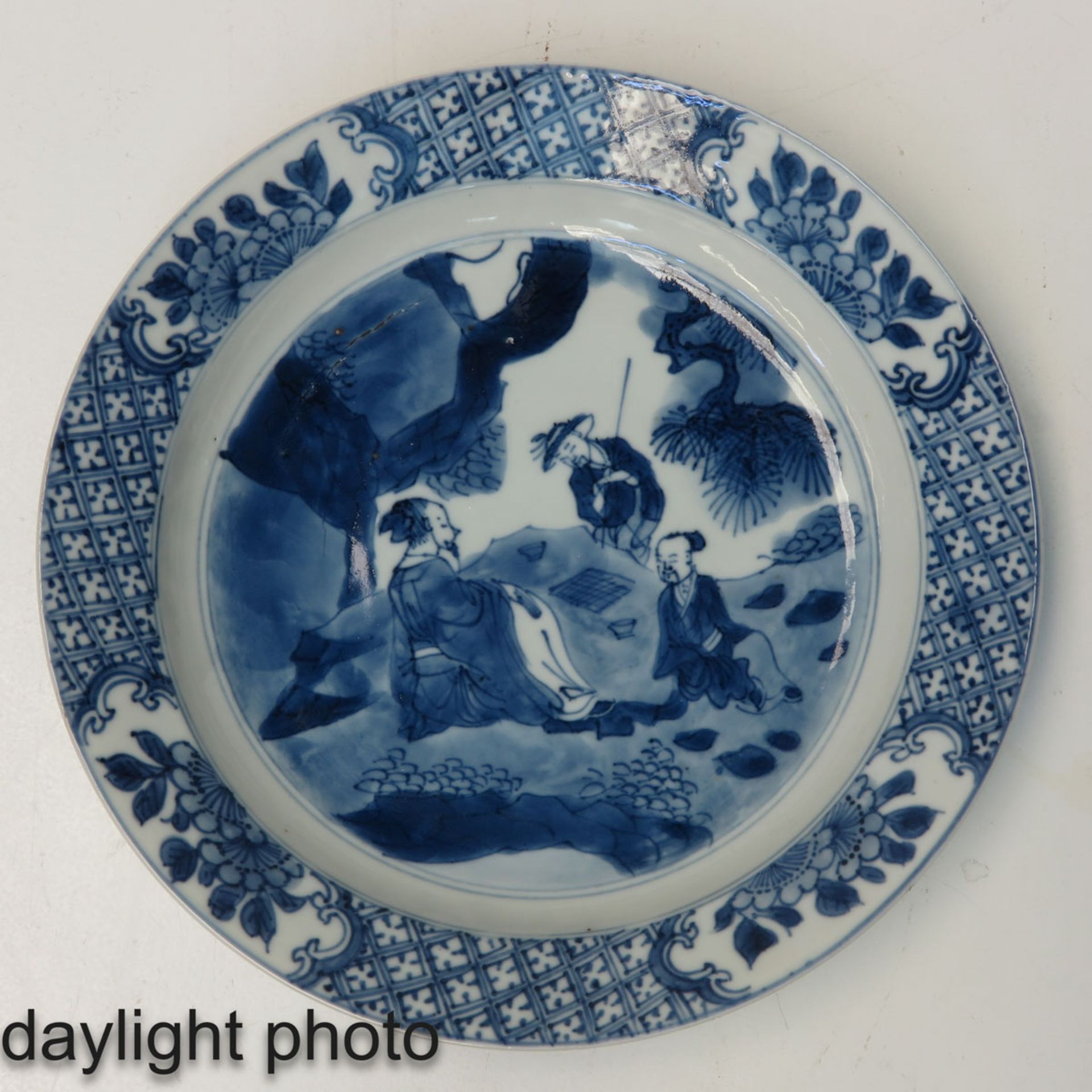 A Blue and White Plate - Image 3 of 6