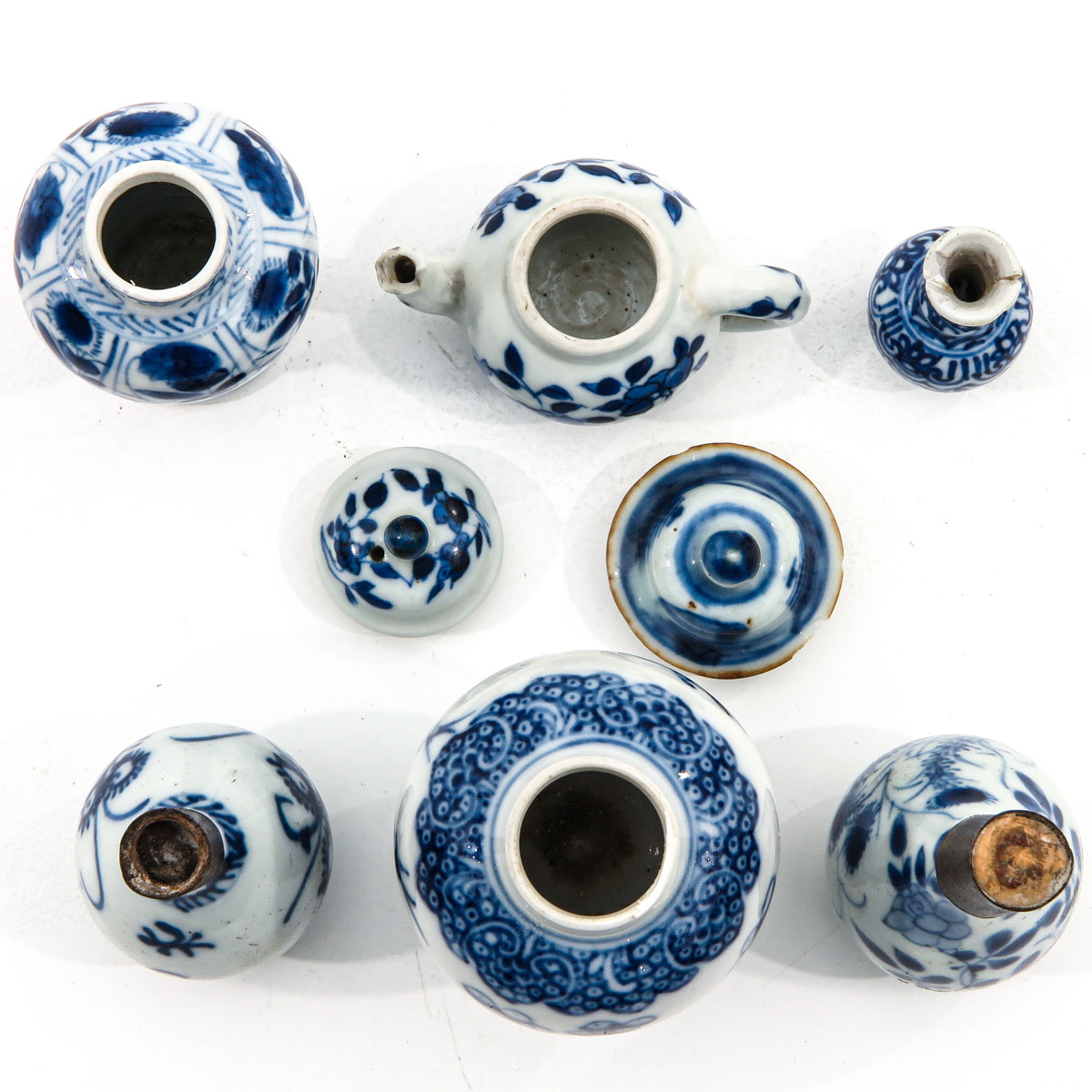 A Collection of Miniature Porcelain - Image 5 of 10