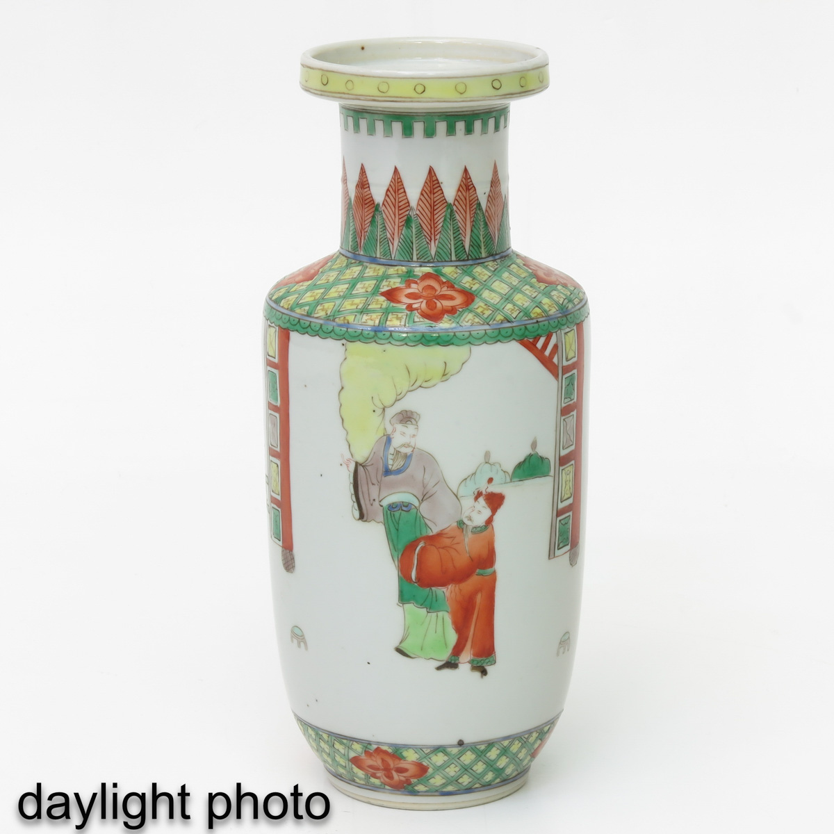 A Famille Verte Vase - Image 7 of 10