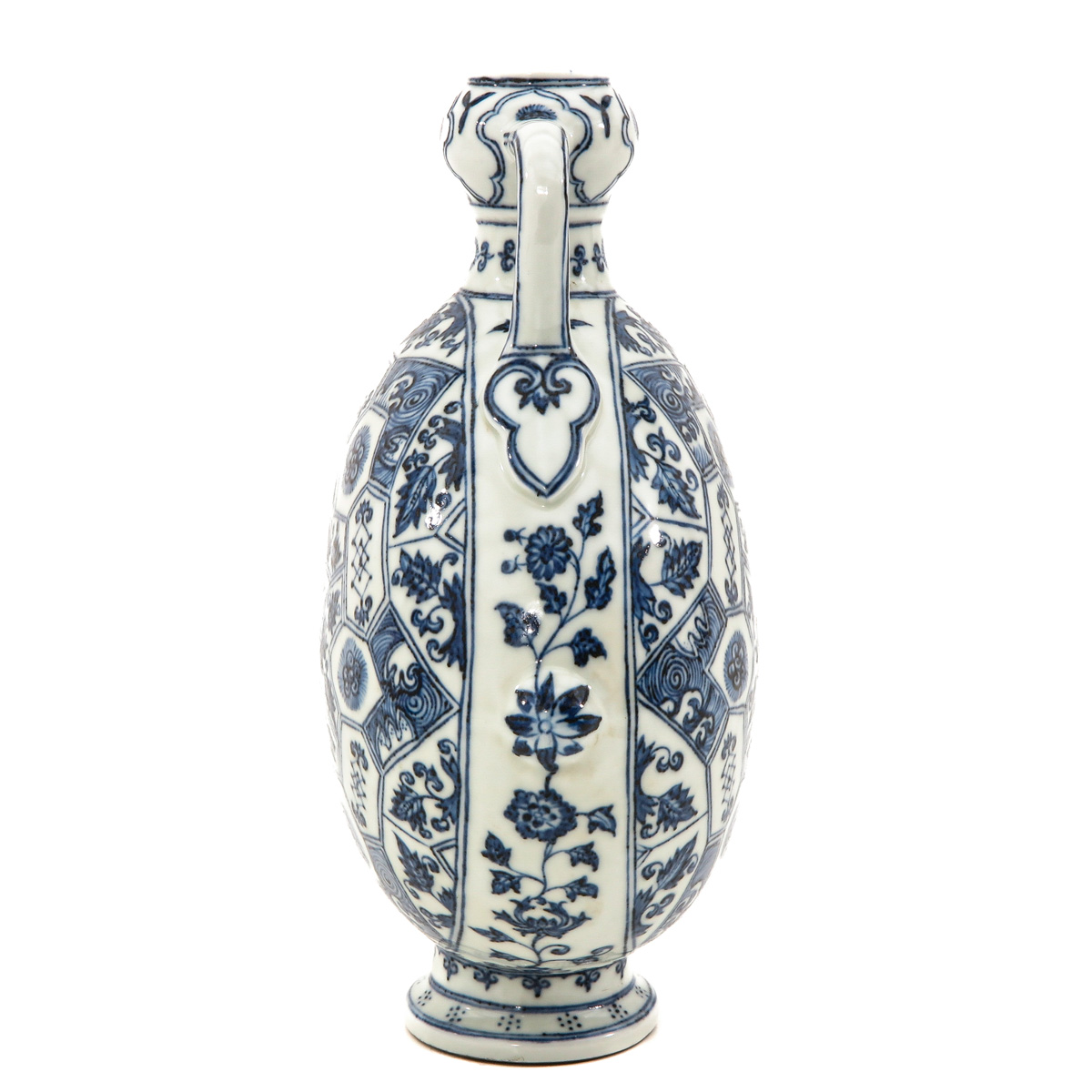 A Blue and White Moon Bottle Vase - Image 4 of 9