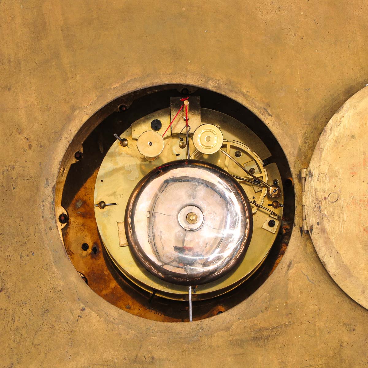 A Cartel Clock - Image 5 of 9