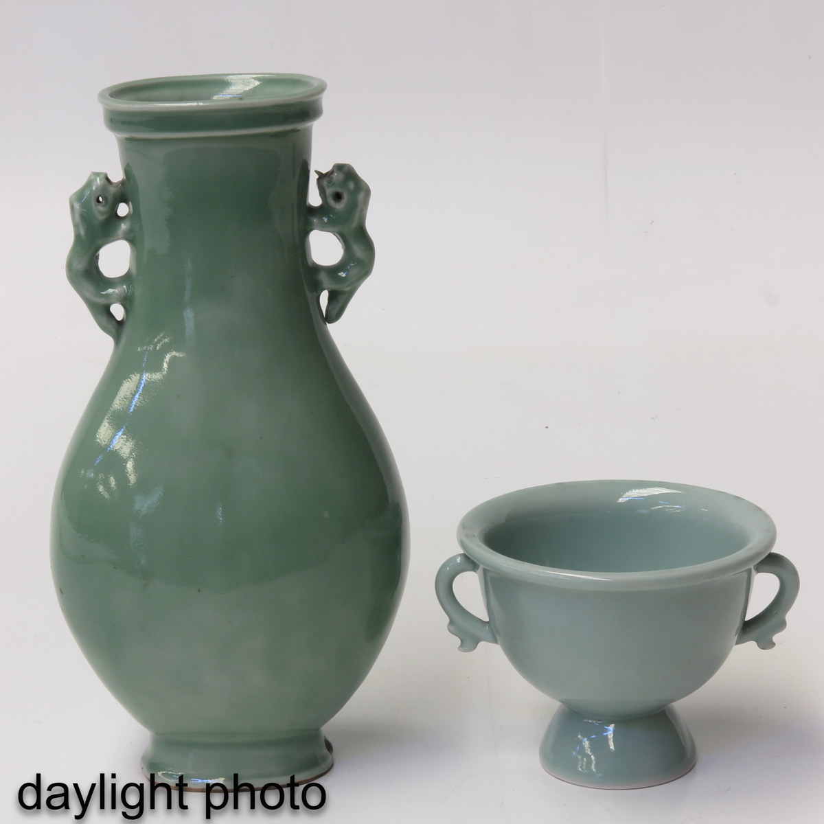 A Celadon Vase and Stemmed Cup - Image 7 of 10